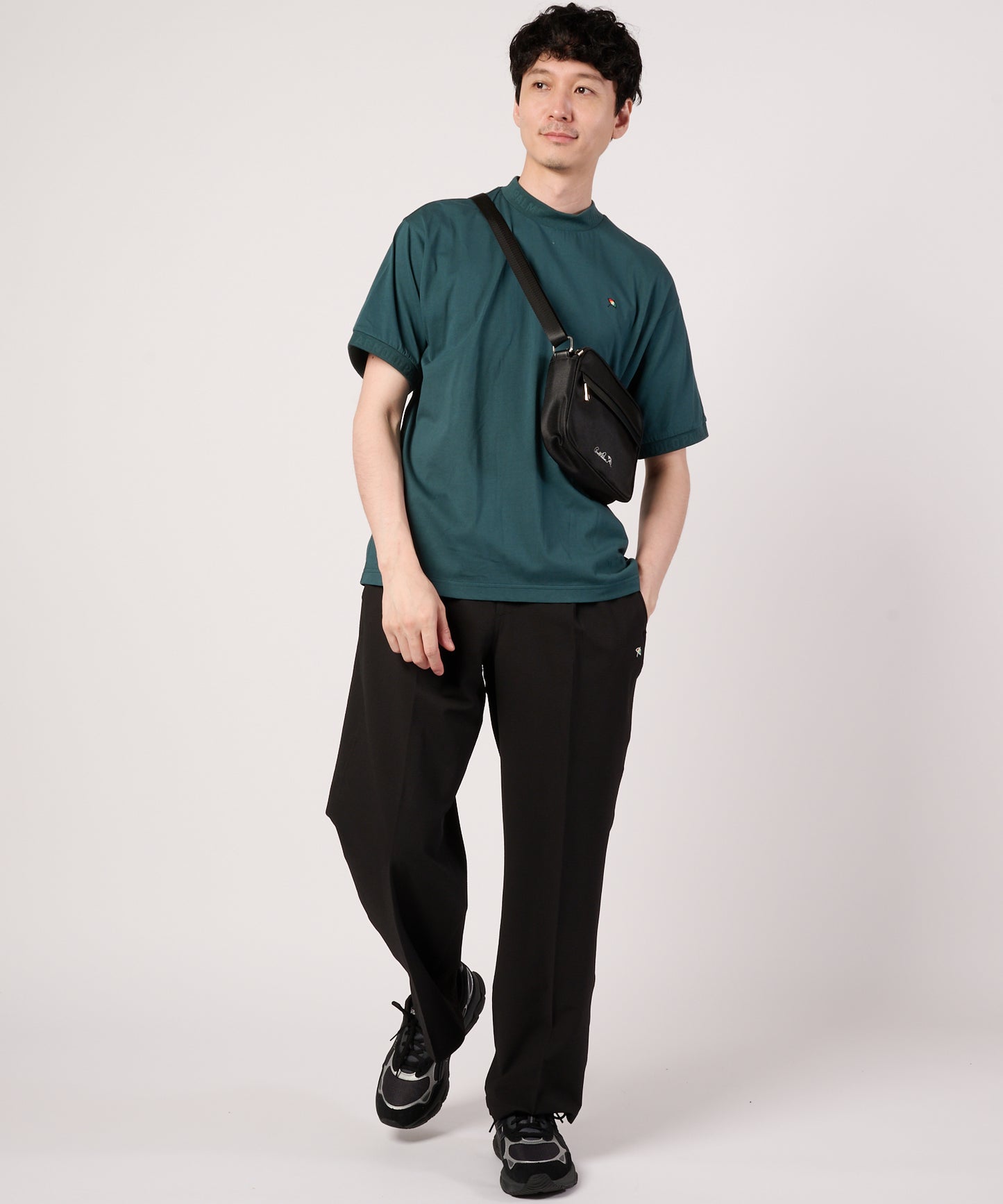 【汗ジミ防止】シェア　エンボスロゴTシャツ
