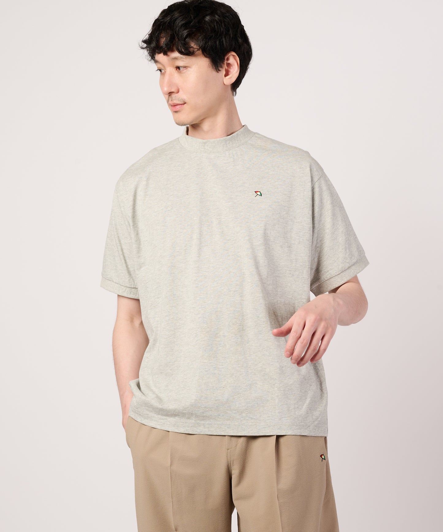 【汗ジミ防止】シェア　エンボスロゴTシャツ