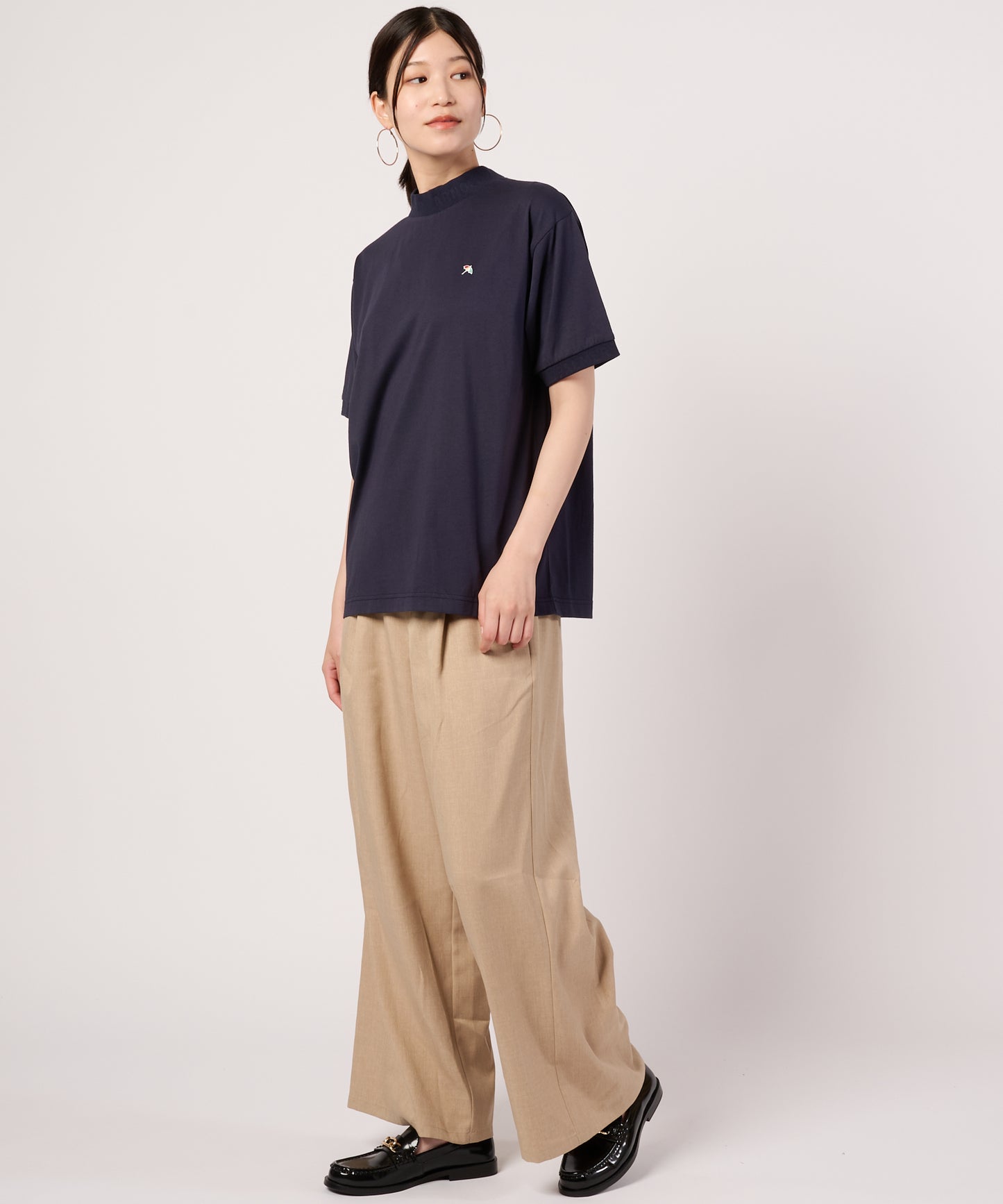 【汗ジミ防止】シェア　エンボスロゴTシャツ