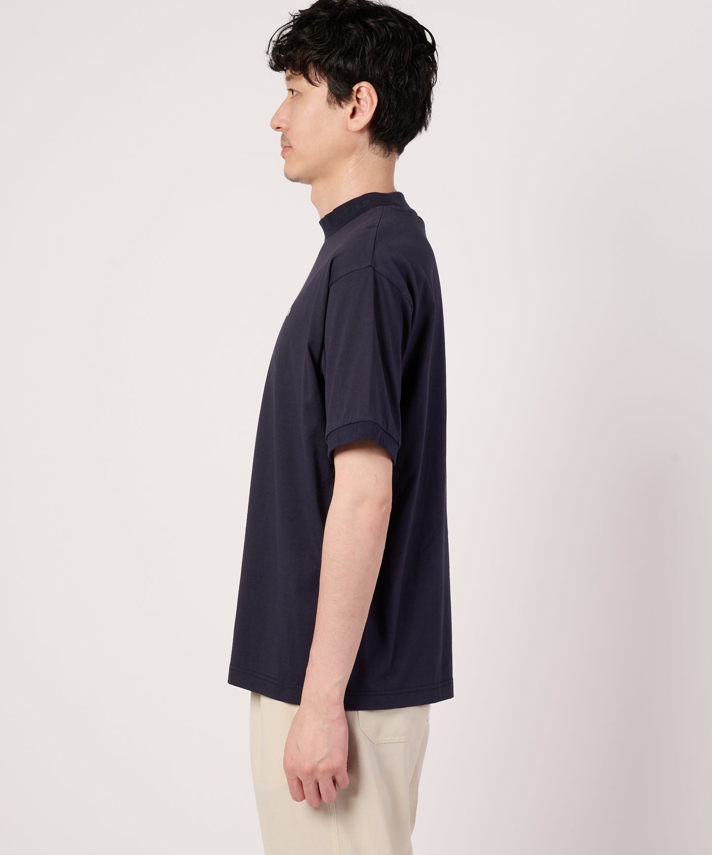 【汗ジミ防止】シェア　エンボスロゴTシャツ