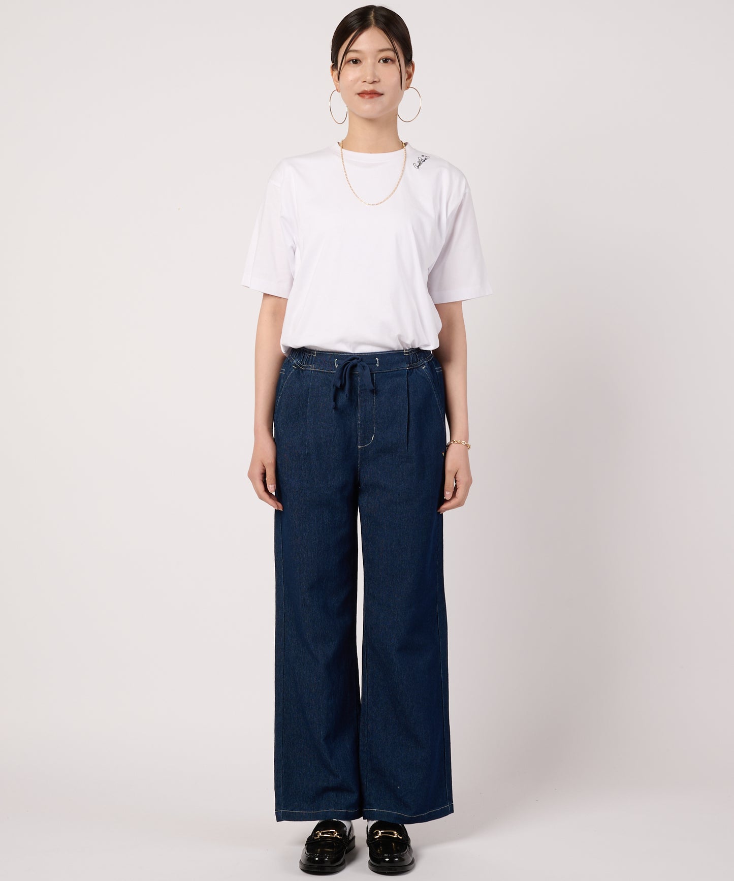 シェア　リゾート柄ボックスロゴTシャツ