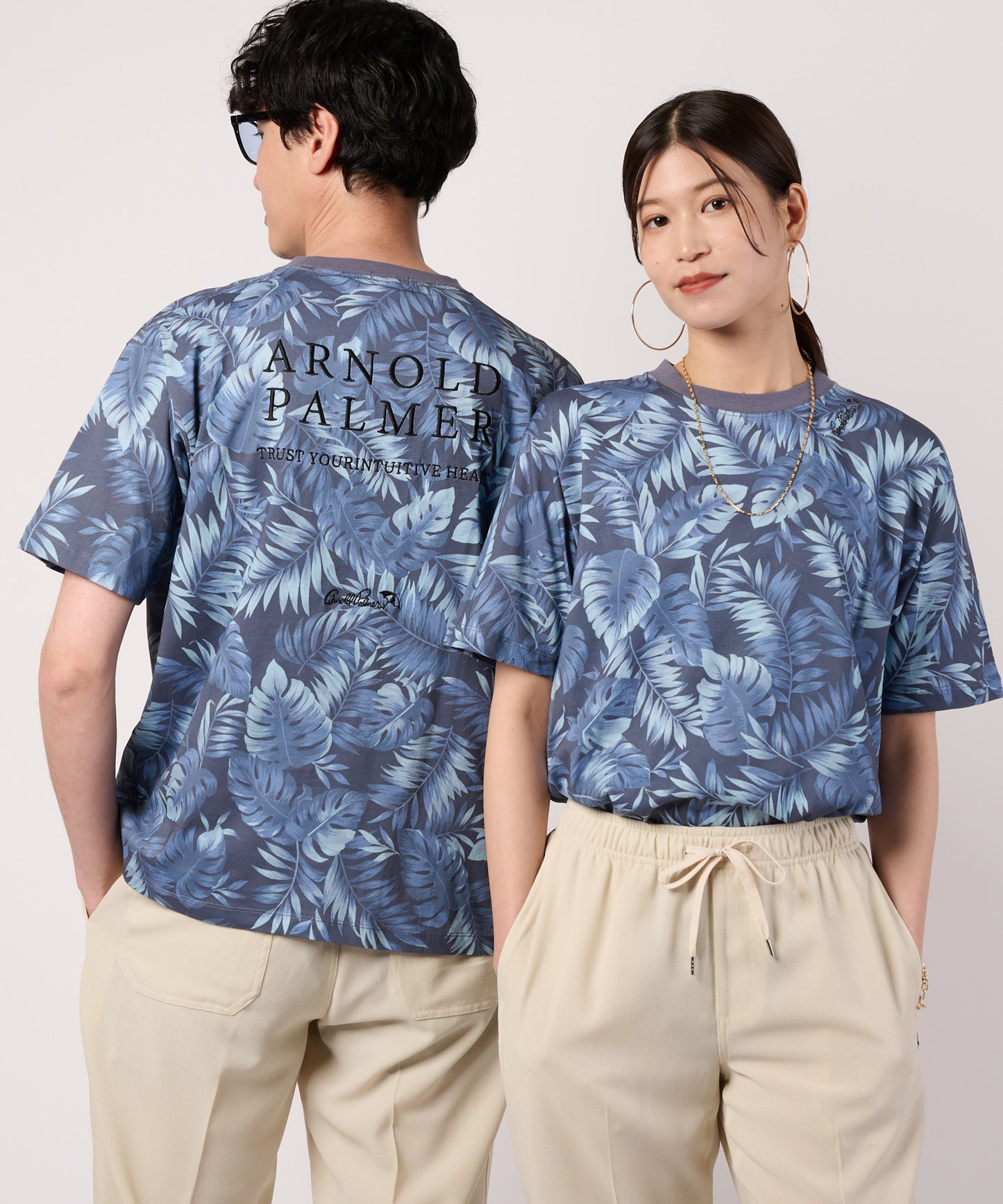 シェア　リゾート柄　Tシャツ