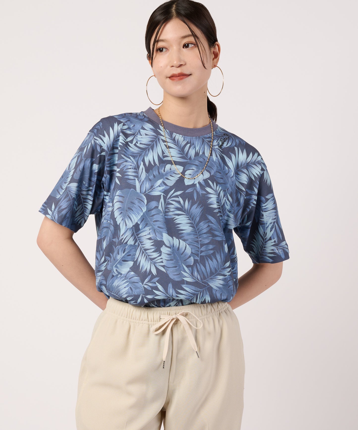 シェア　リゾート柄　Tシャツ