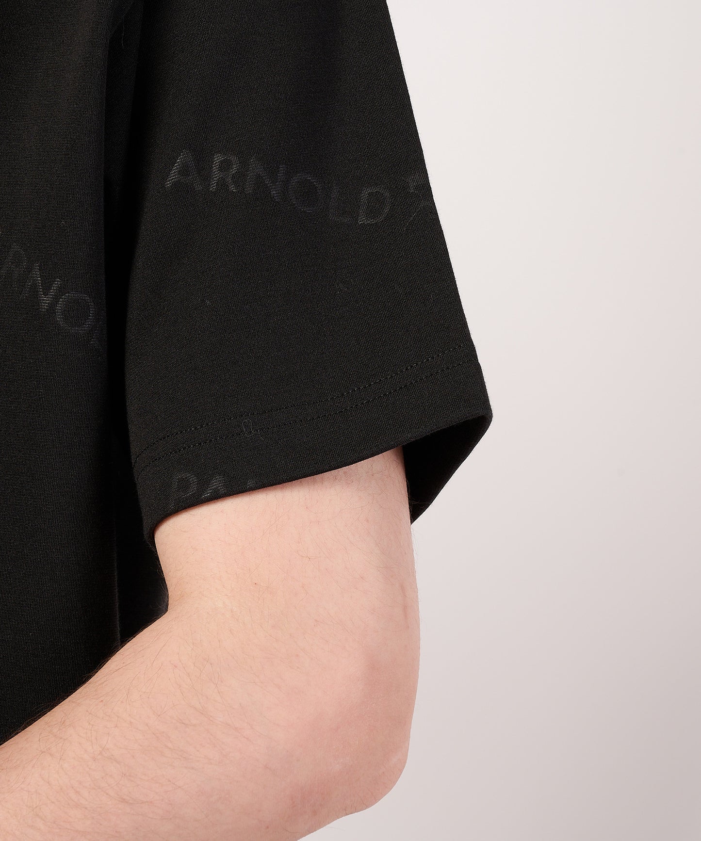 APエンボスロゴTシャツ
