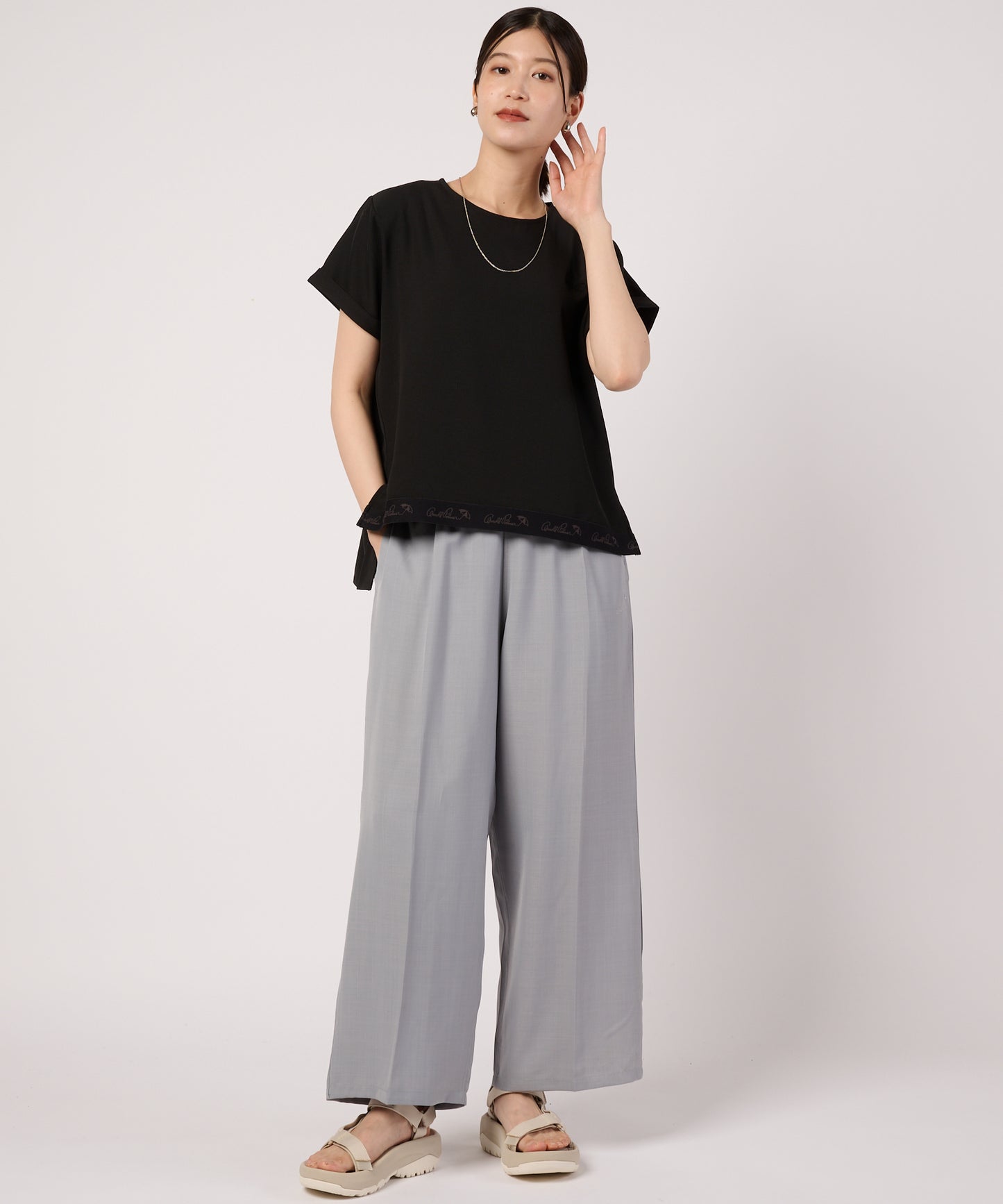 ロゴテープアクセント　イージー布帛Tシャツ