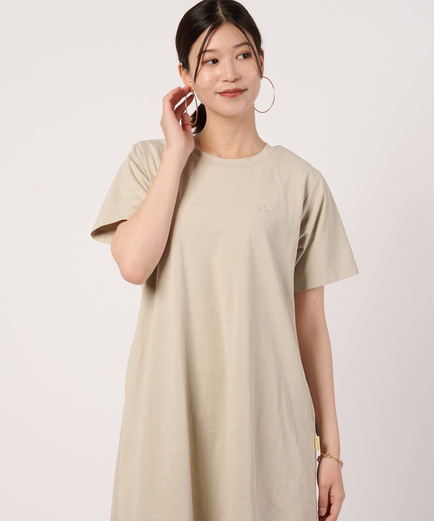 タウン&レジャー　Tシャツワンピース