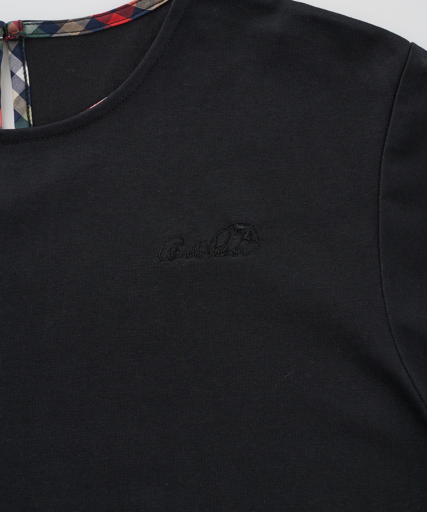 パフスリーブバウンドテールTシャツ