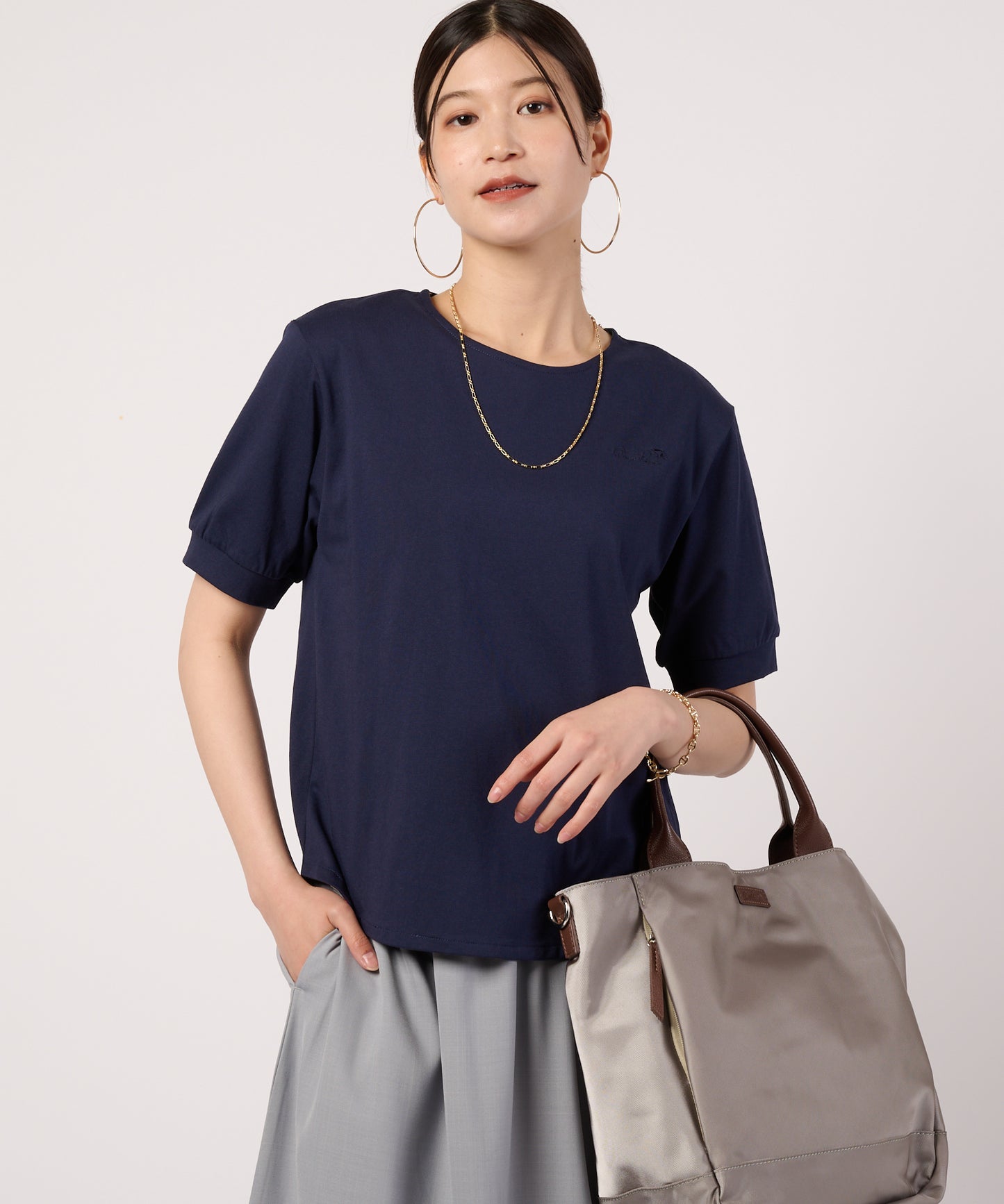 パフスリーブバウンドテールTシャツ