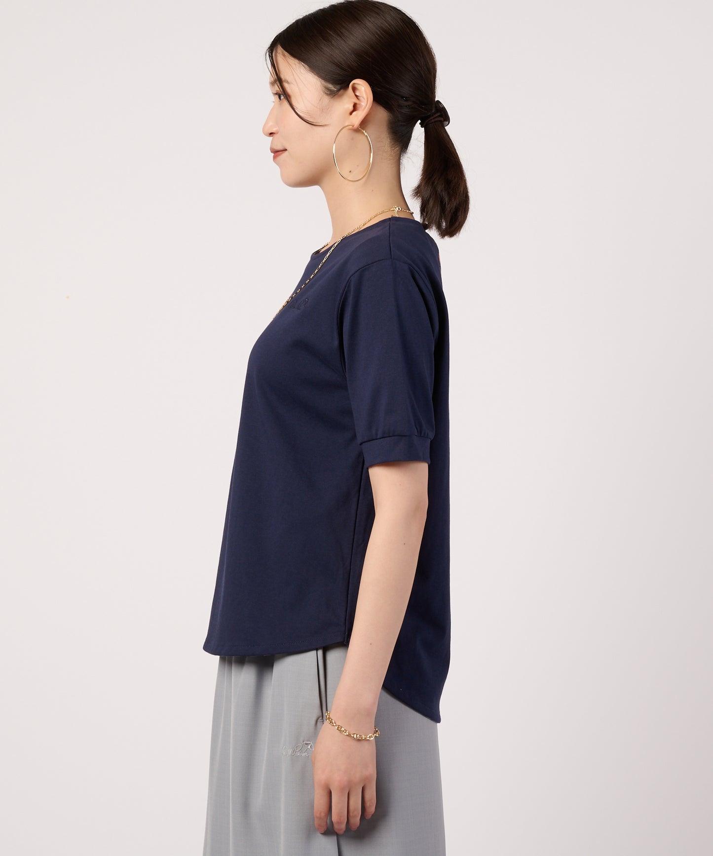 パフスリーブバウンドテールTシャツ