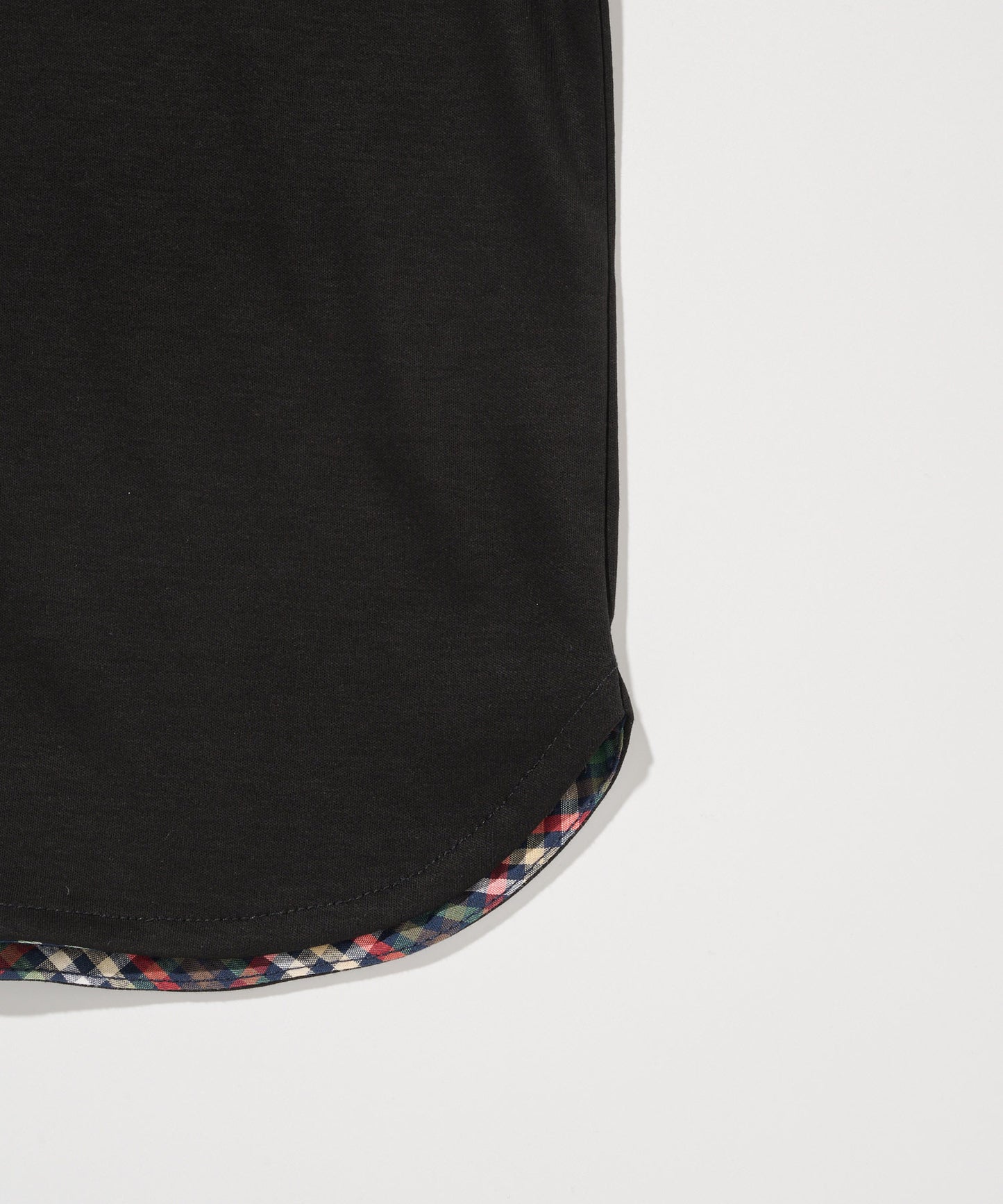 ハンドメイド刺繍ラウンドヘムTシャツ【キッズ】