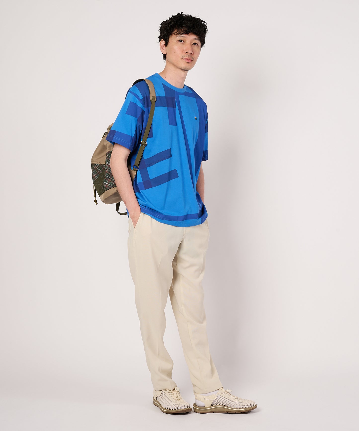 シェア　ランダムチェックTシャツ