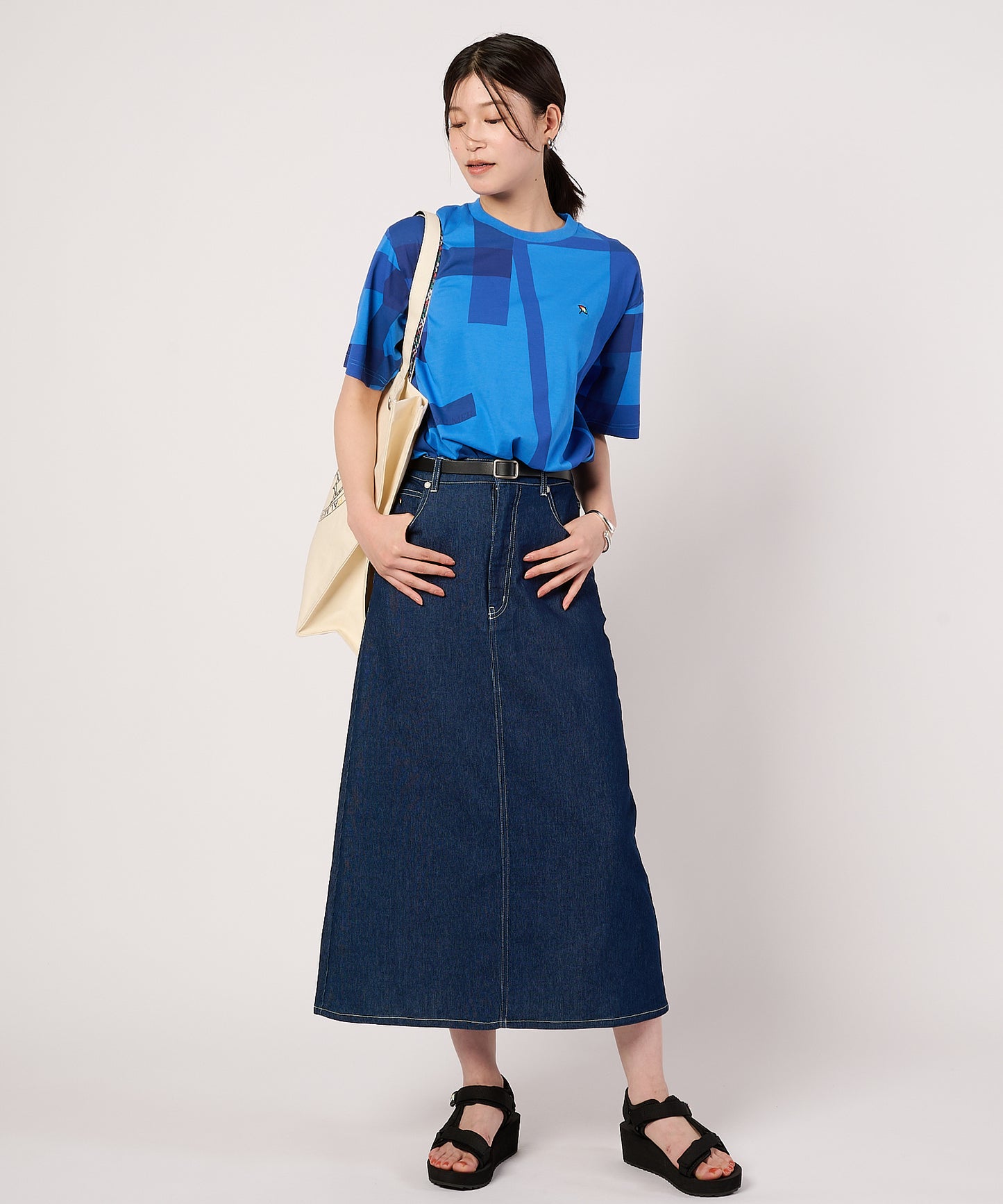 シェア　ランダムチェックTシャツ
