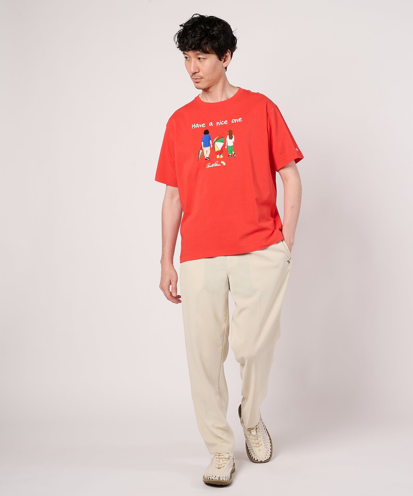 シェア　アート柄グラフィックTシャツ