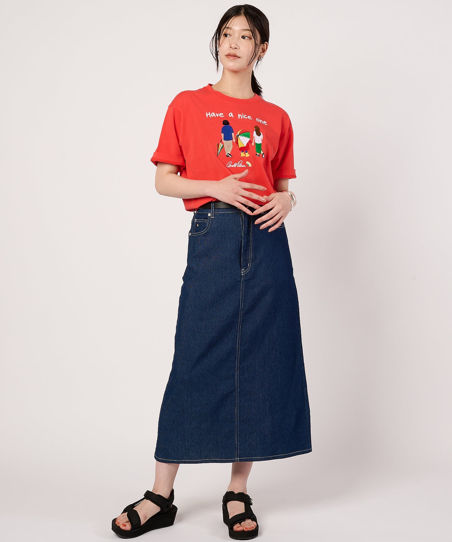 シェア　アート柄グラフィックTシャツ
