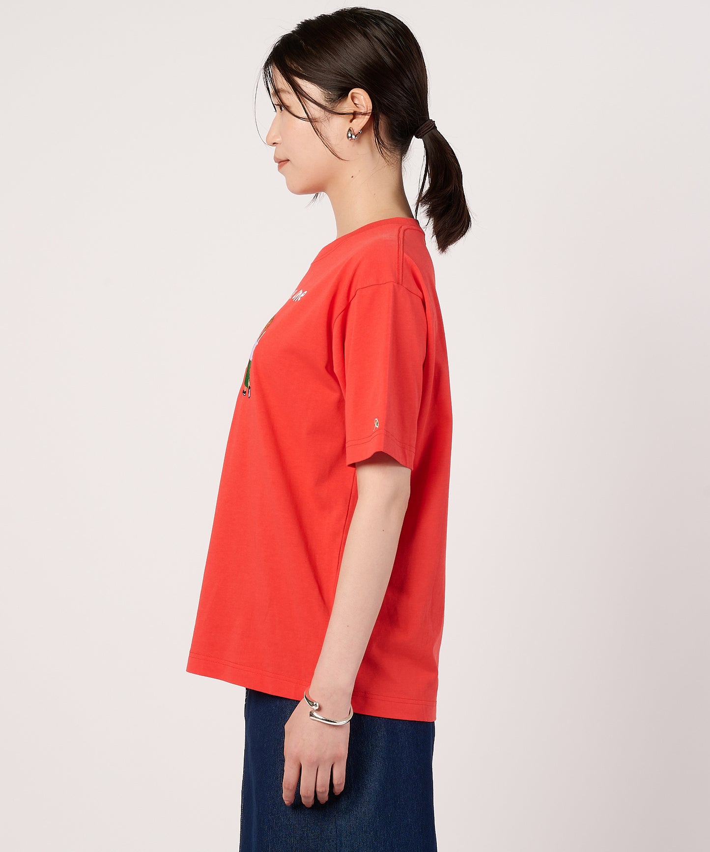 シェア　アート柄グラフィックTシャツ