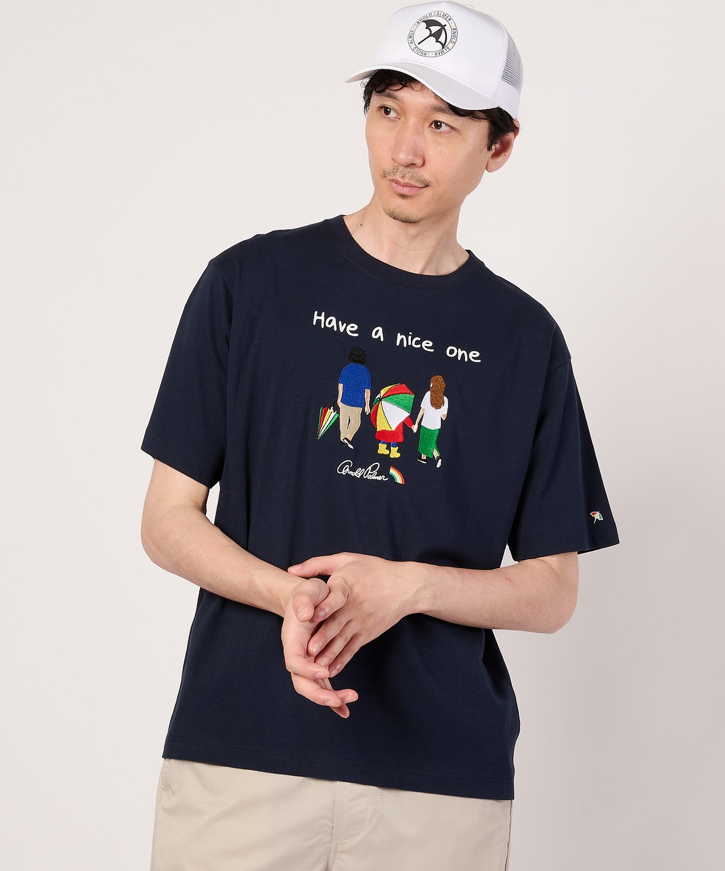 シェア　アート柄グラフィックTシャツ