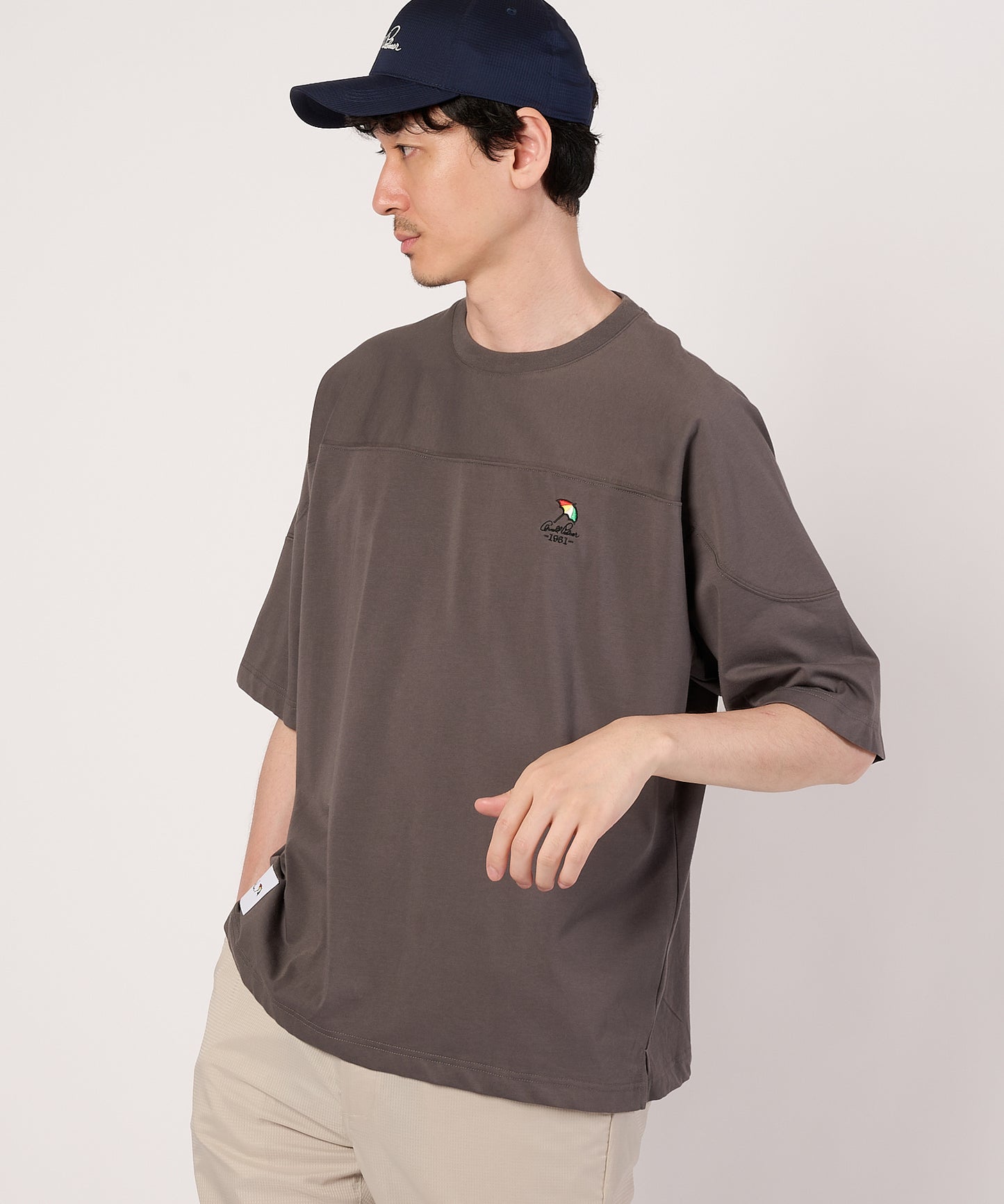 シェア　フットボールTシャツ