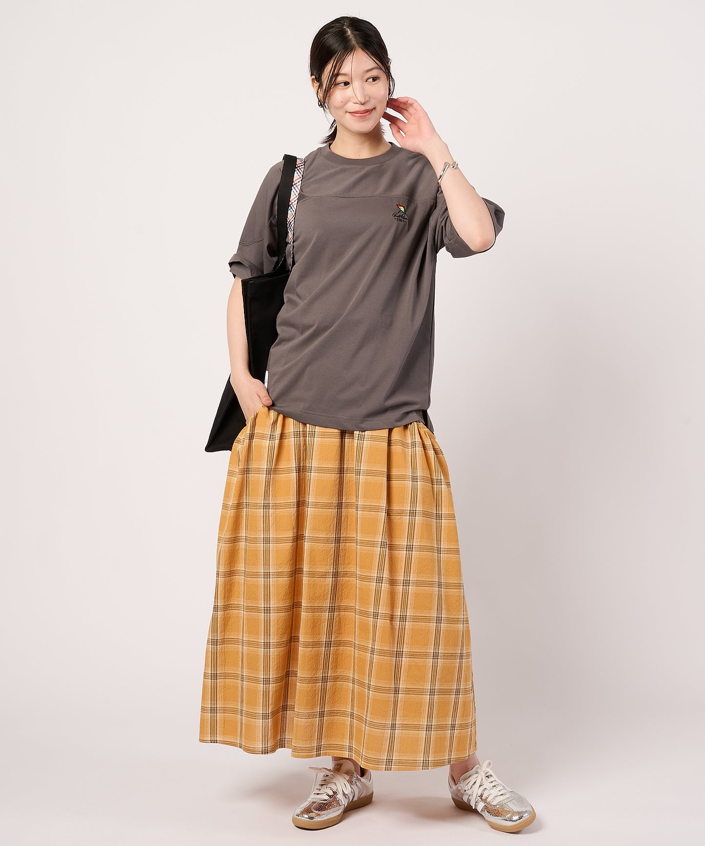 シェア　フットボールTシャツ