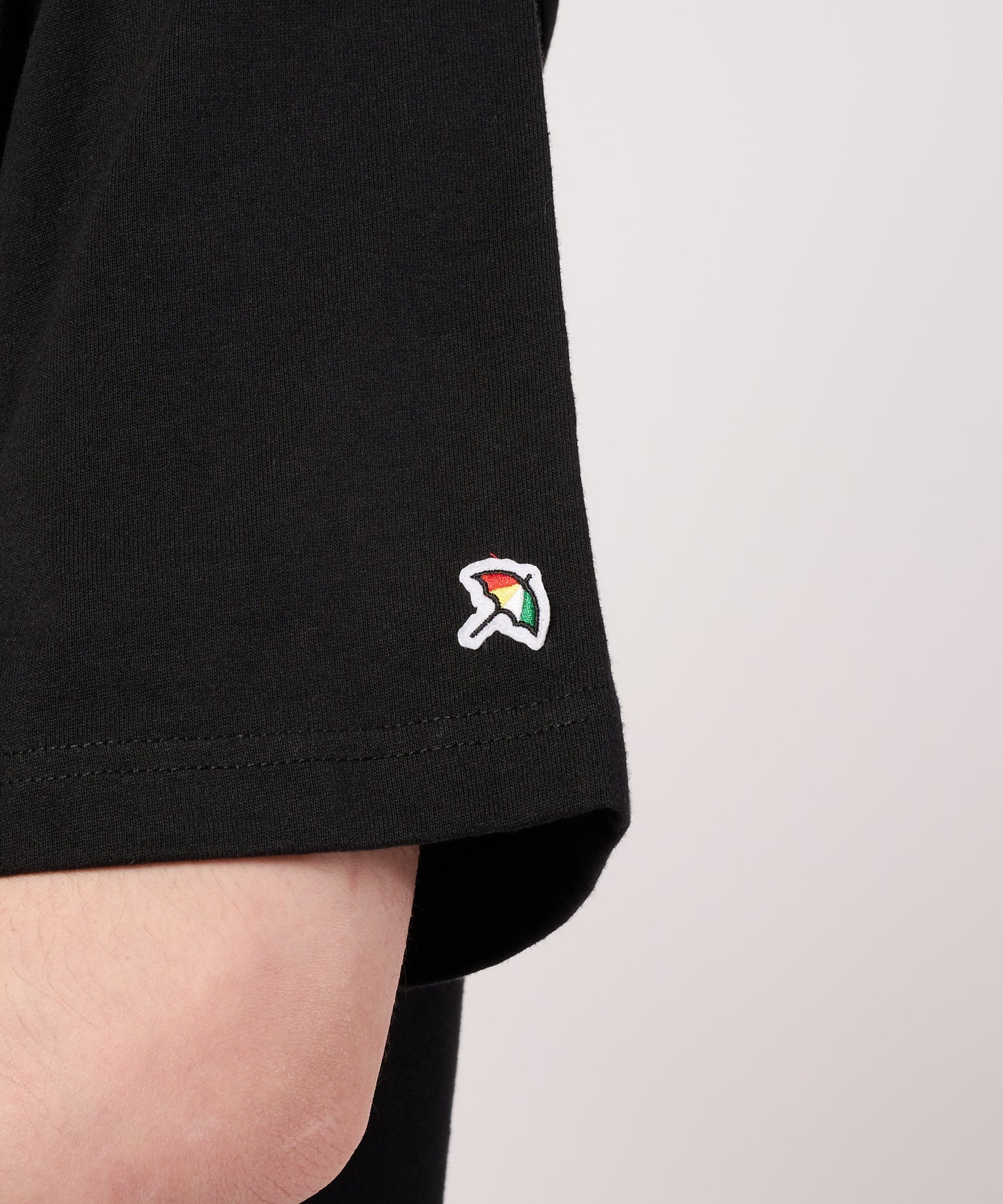 シェア　レガシーロゴTシャツ
