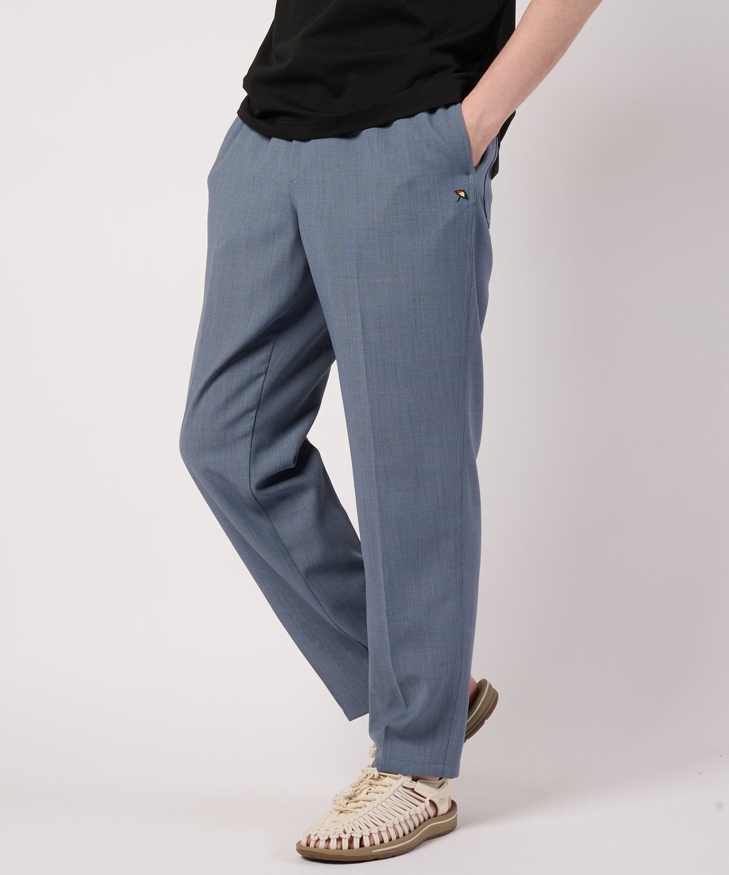 テックリネンストレッチ　シェアパンツ