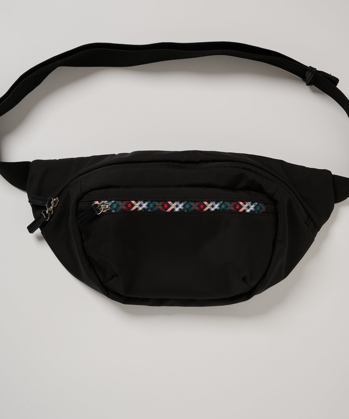 APCHファスナーボディバッグ