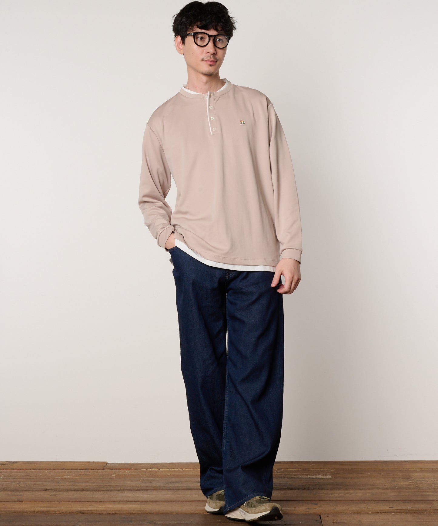 ヘンリーネック　フェイクレイヤードロングTシャツ