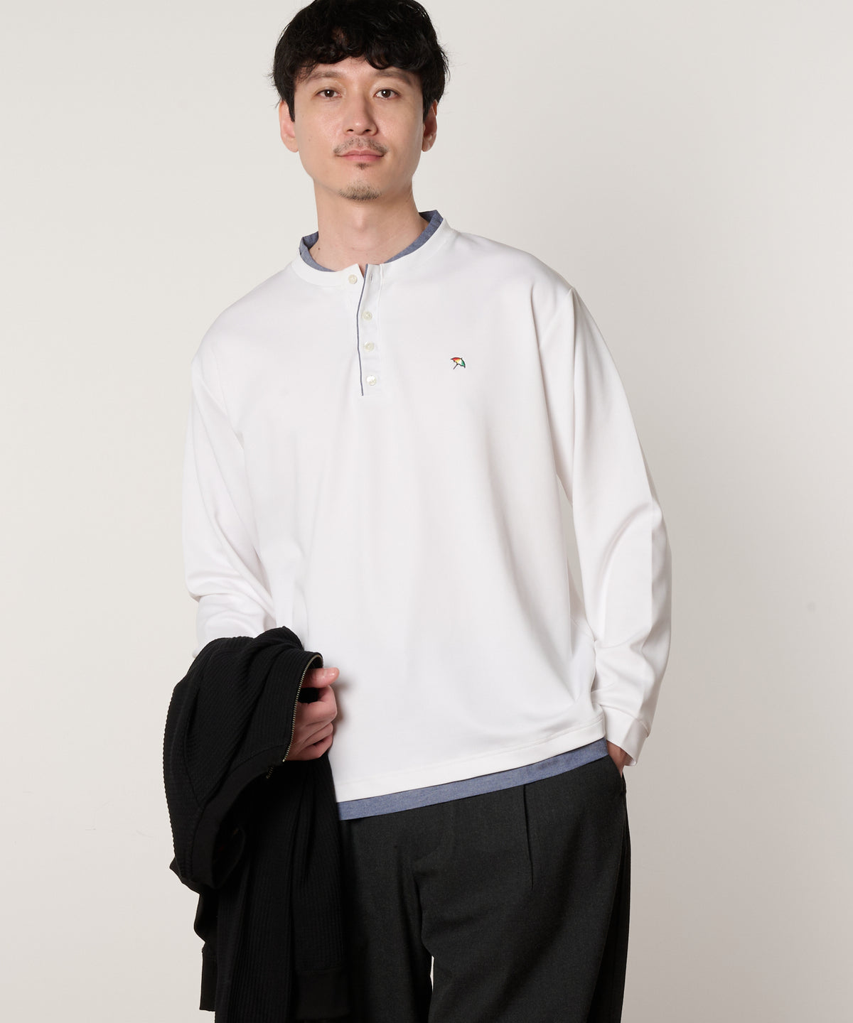 ヘンリーネック　フェイクレイヤードロングTシャツ