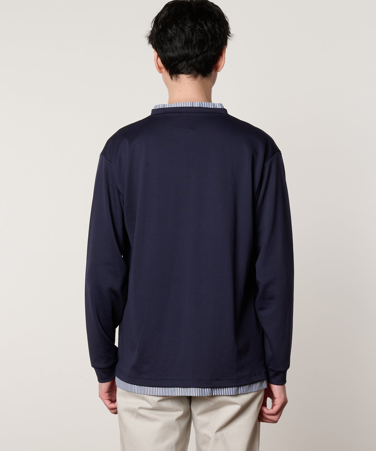 ヘンリーネック　フェイクレイヤードロングTシャツ