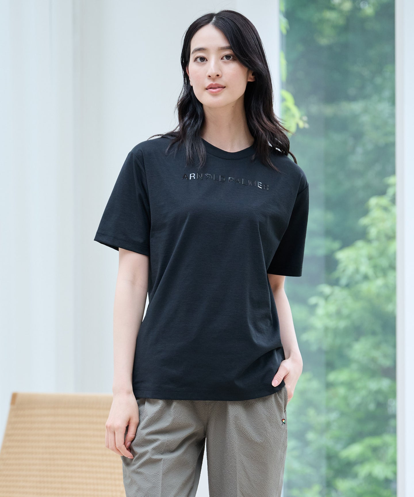 ロゴTシャツ