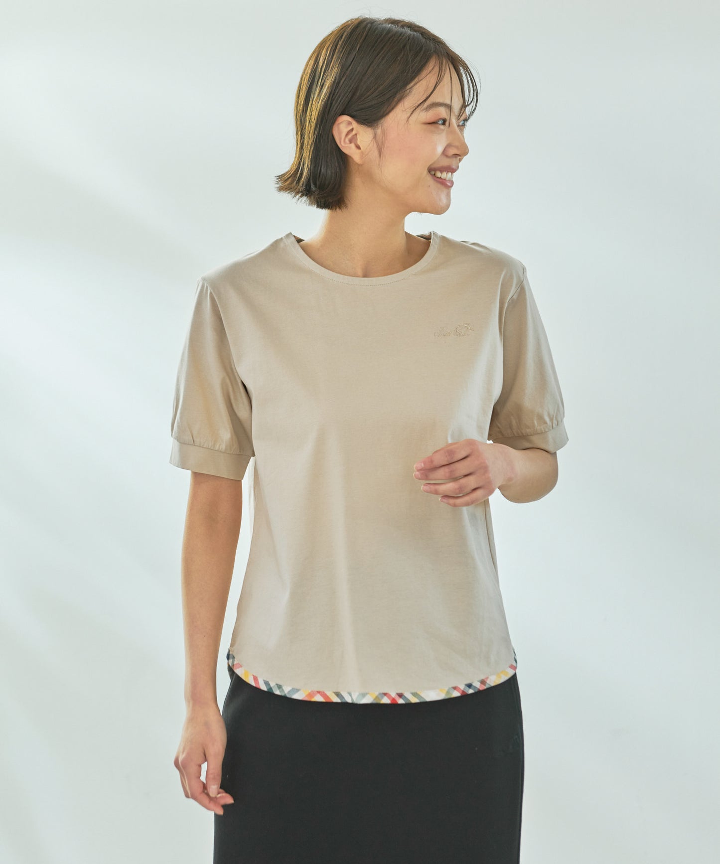 さらラクカットソー パーマーヘムパイピングTシャツ
