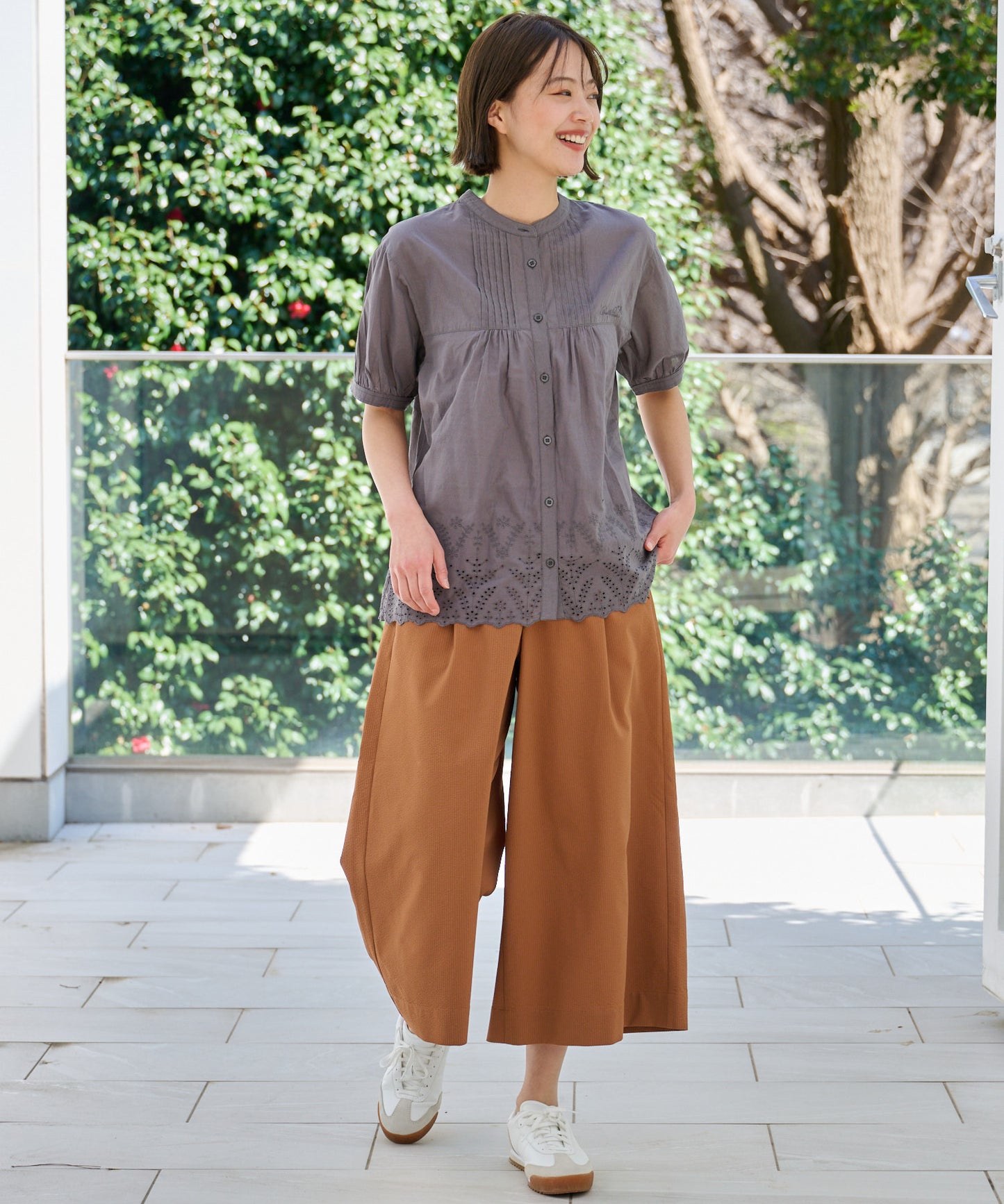 インド綿 裾スカラップ刺繍ブラウス