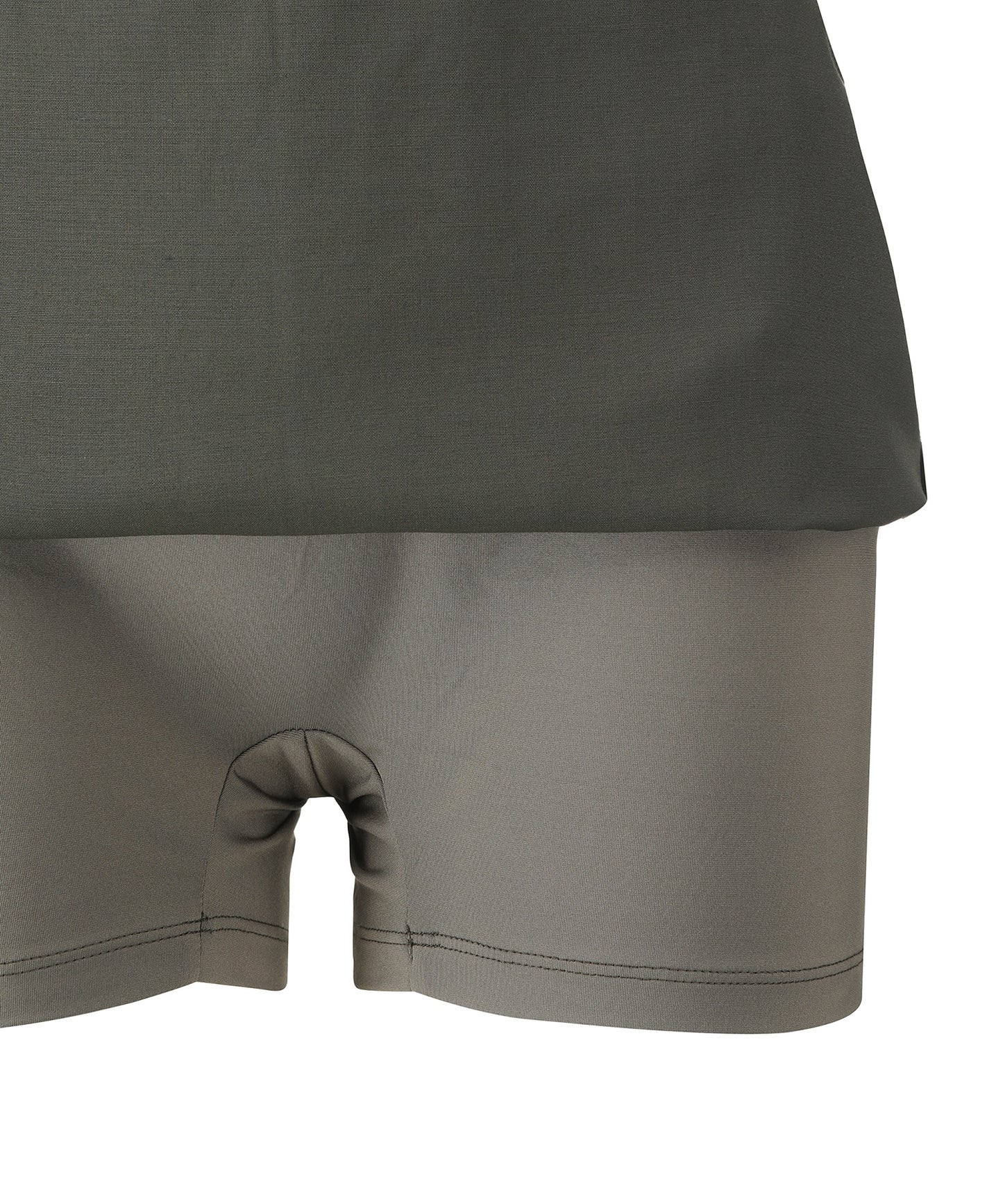 FA W Unbalanced Pleats Skirt |  アンバランス プリーツスカート