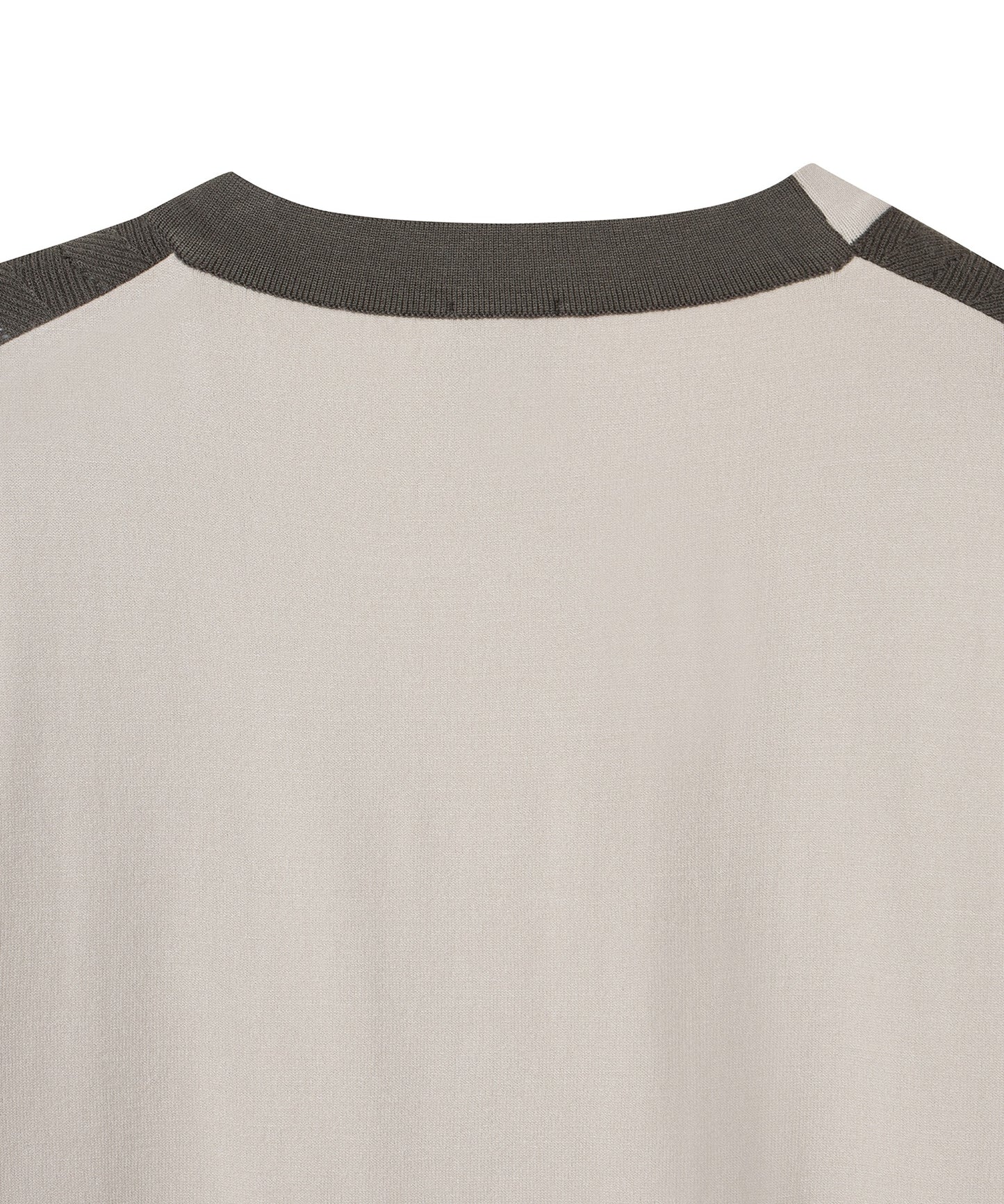 FA W V-neck Button Cardigan |  Vネックボタンカーディガン