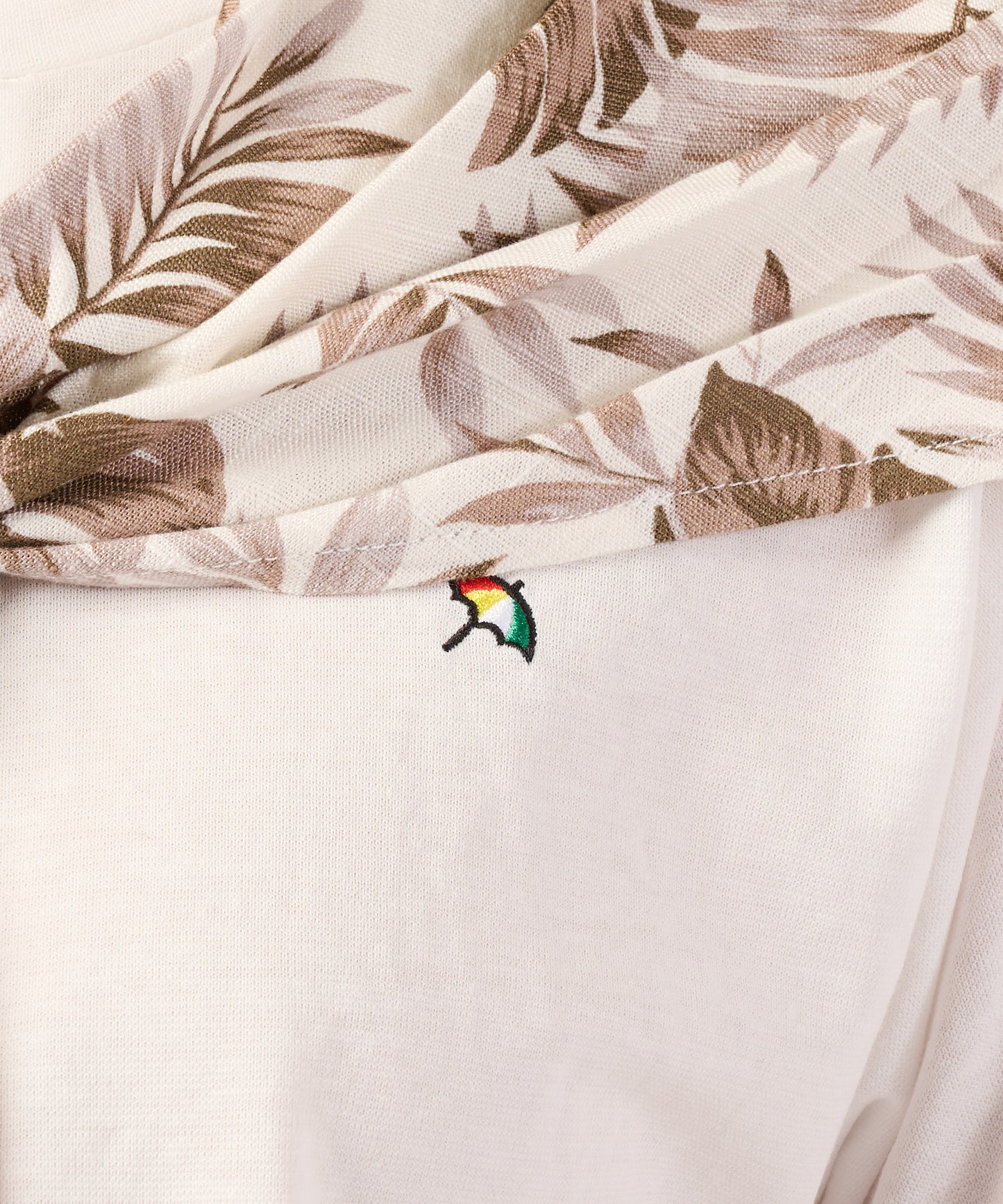 リゾートスカーフアクセント　タックTシャツ