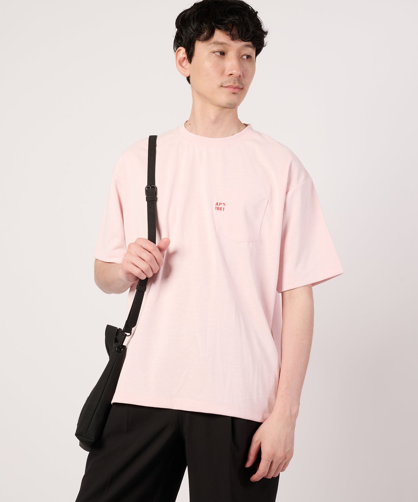 【予約アイテム】シェア　コットンタッチ　ミニマルロゴTシャツ