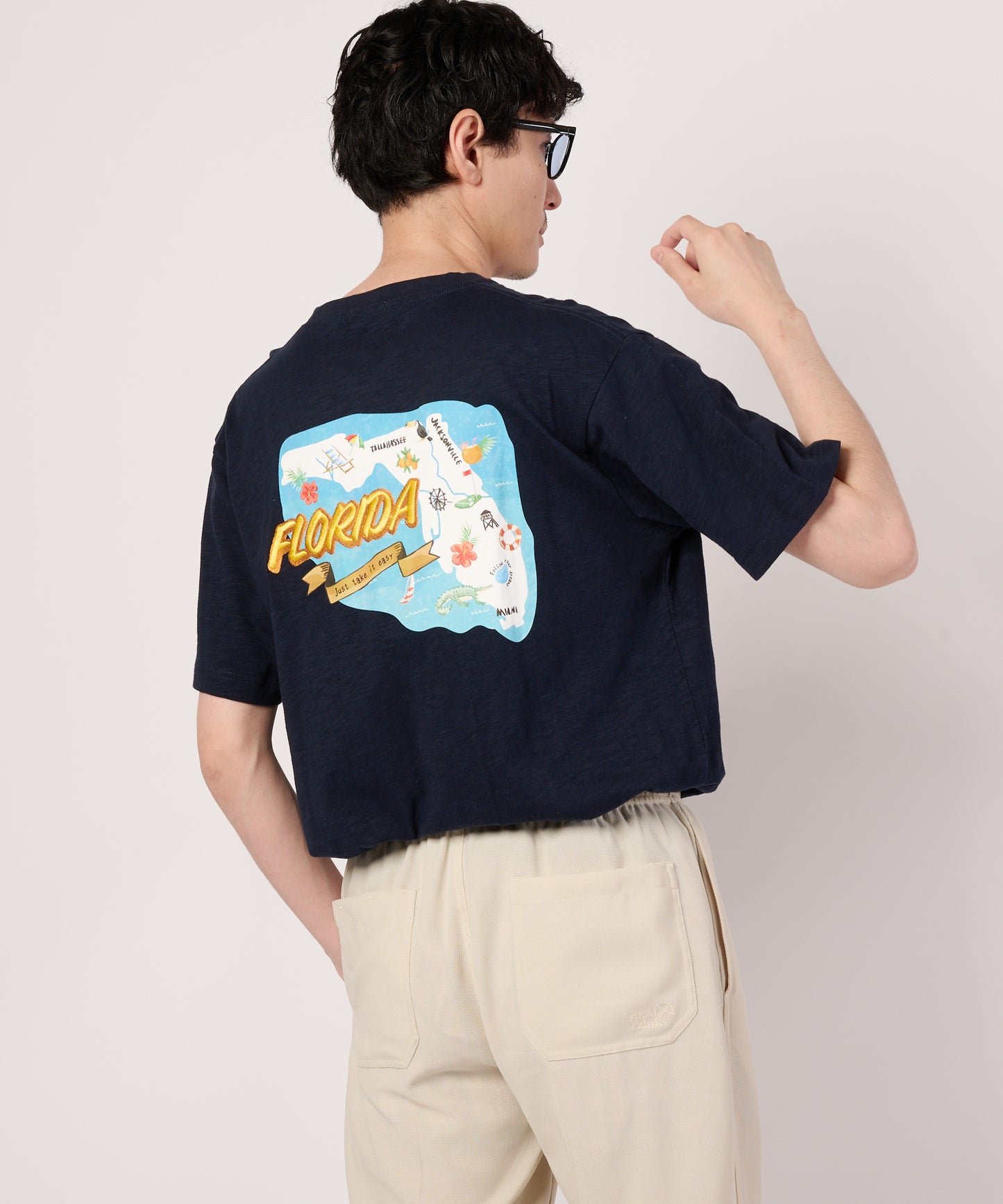 シェア　アロハモチーフTシャツ