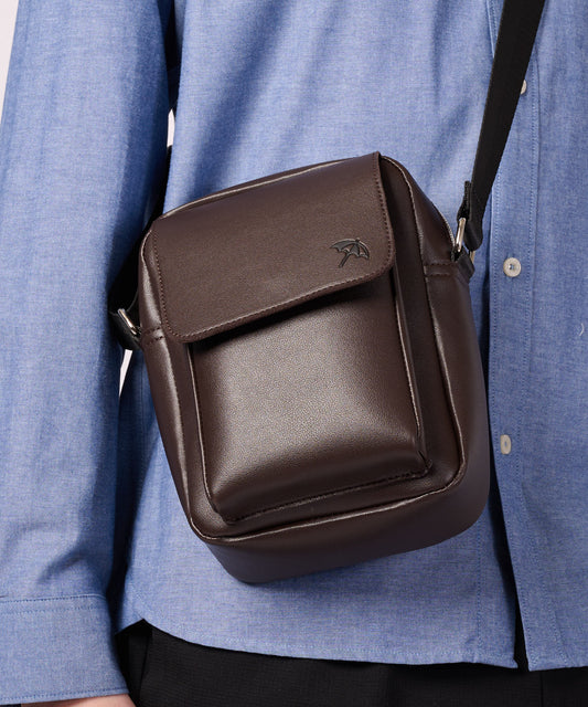 Arnold Palmer　 フェイクレザー フラップ サコッシュバッグ