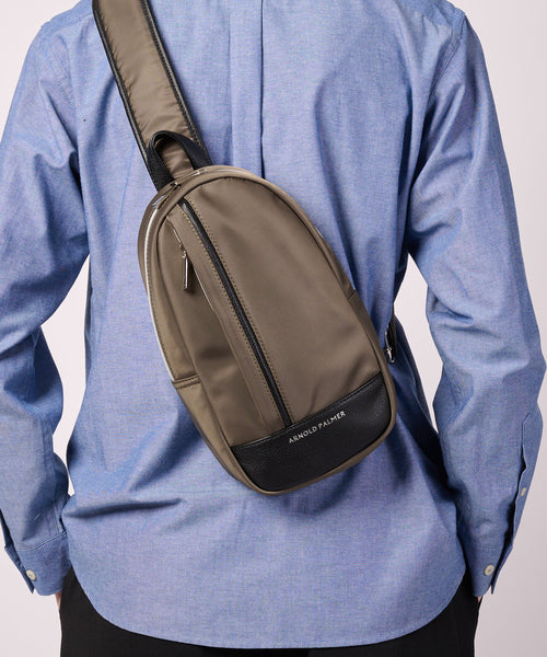 アーノルド パーマー(Arnold Palmer)ポリツイル ボディバッグ