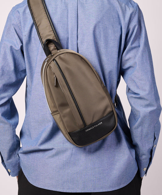 Arnold Palmer　 ポリツイル ボディバッグ