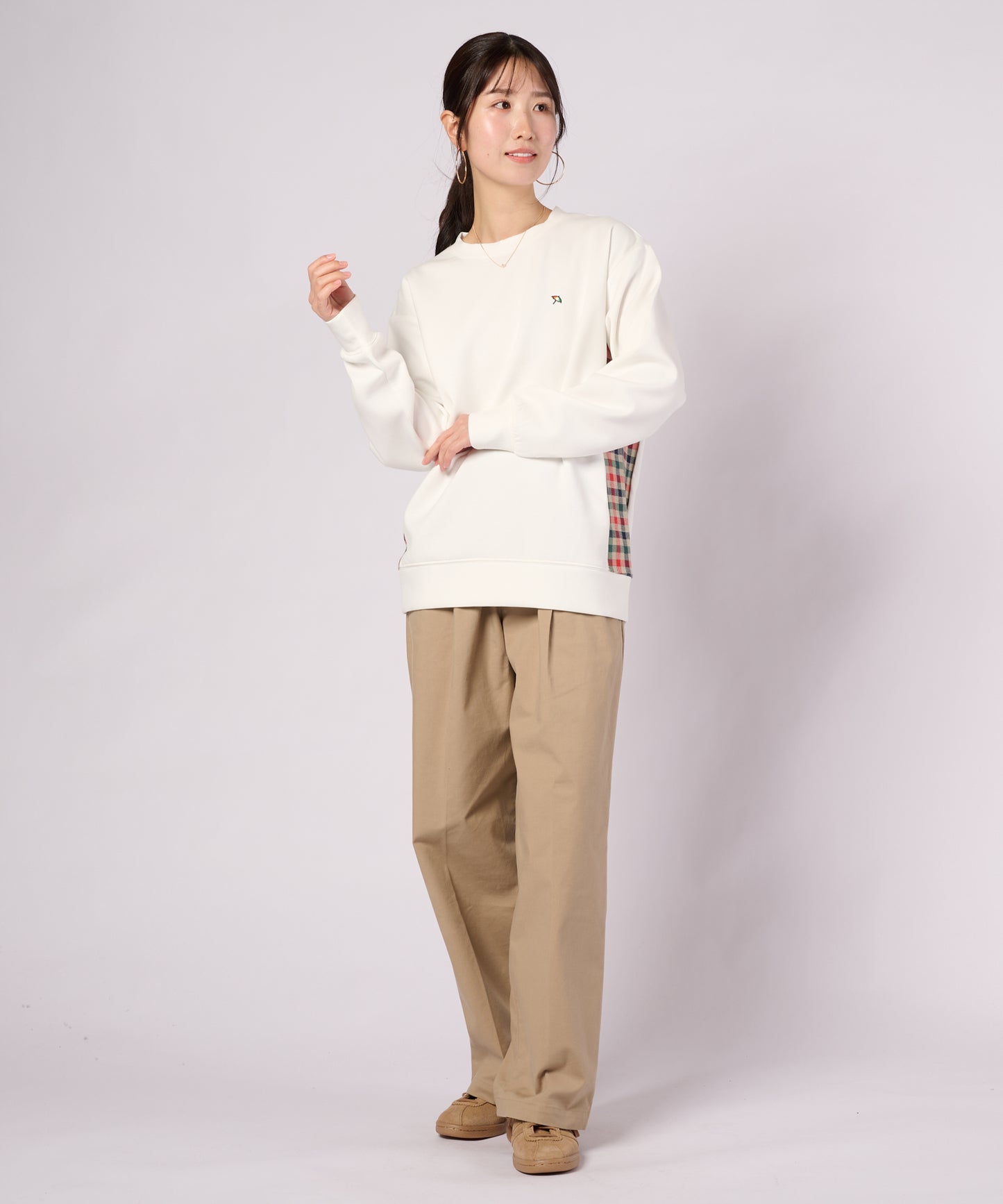 シェア クッションダンボール プルオーバー