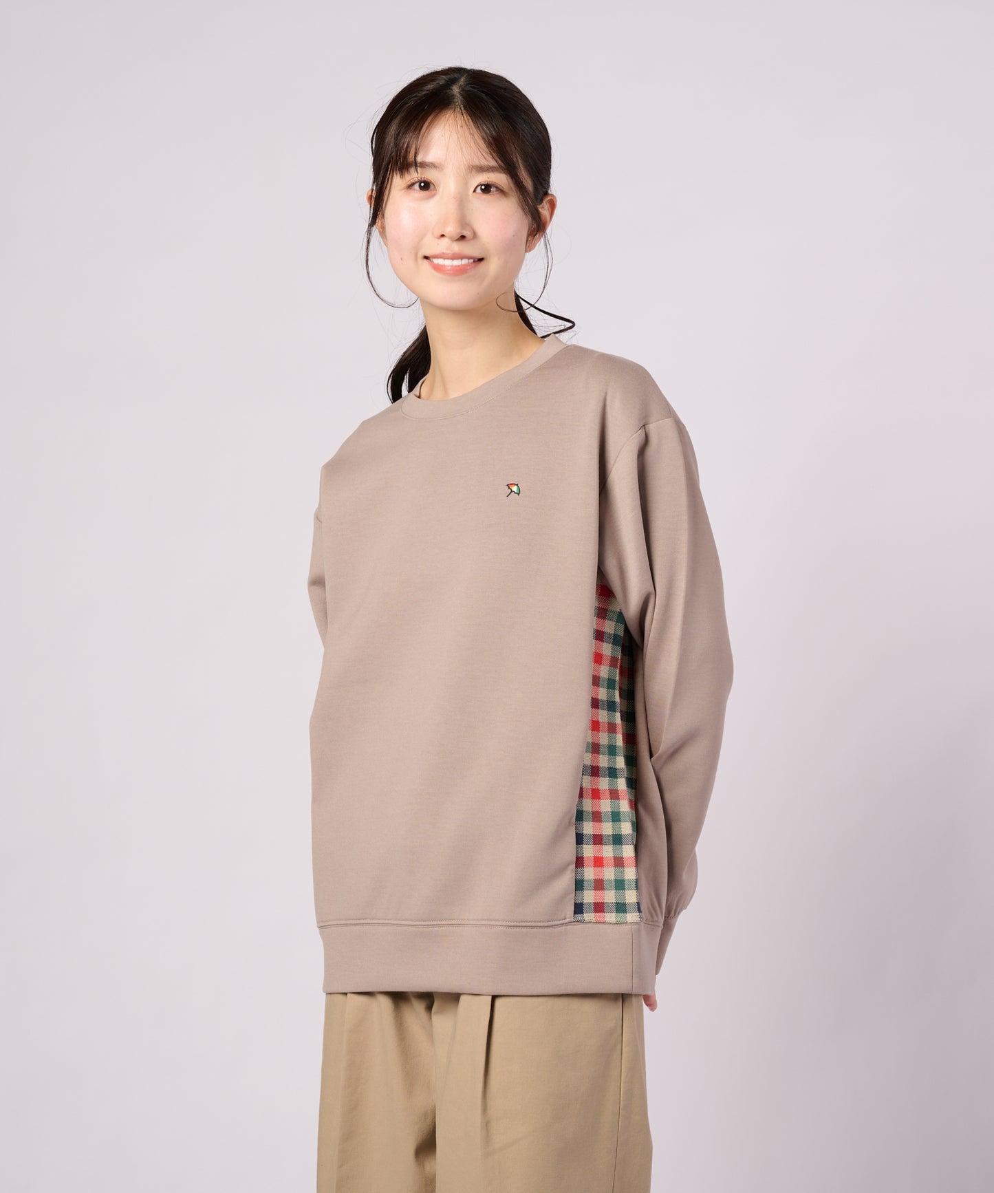 シェア クッションダンボール プルオーバー