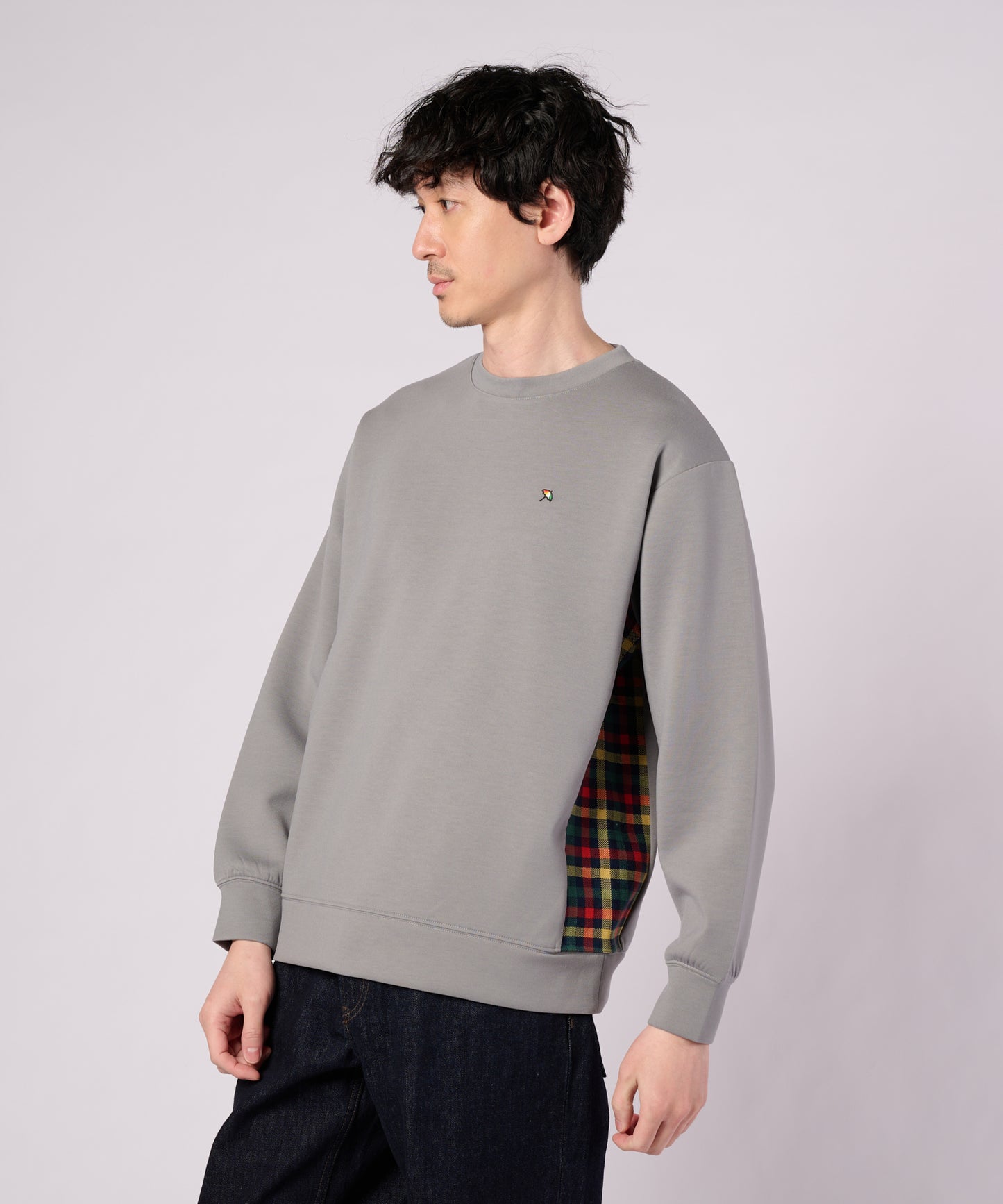 シェア クッションダンボール プルオーバー