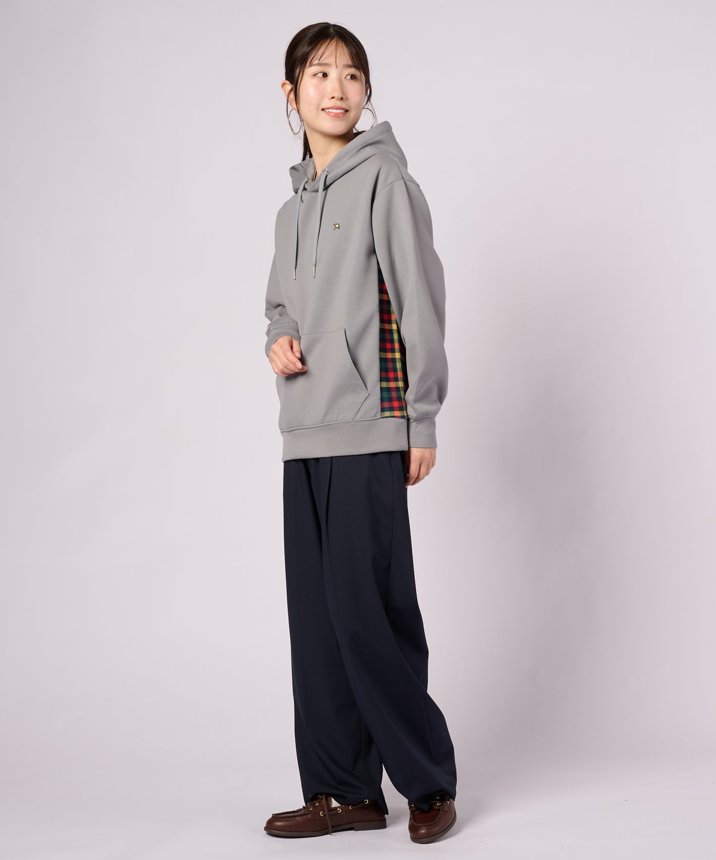 【ポイントUP対象】シェア クッションダンボール フーディ