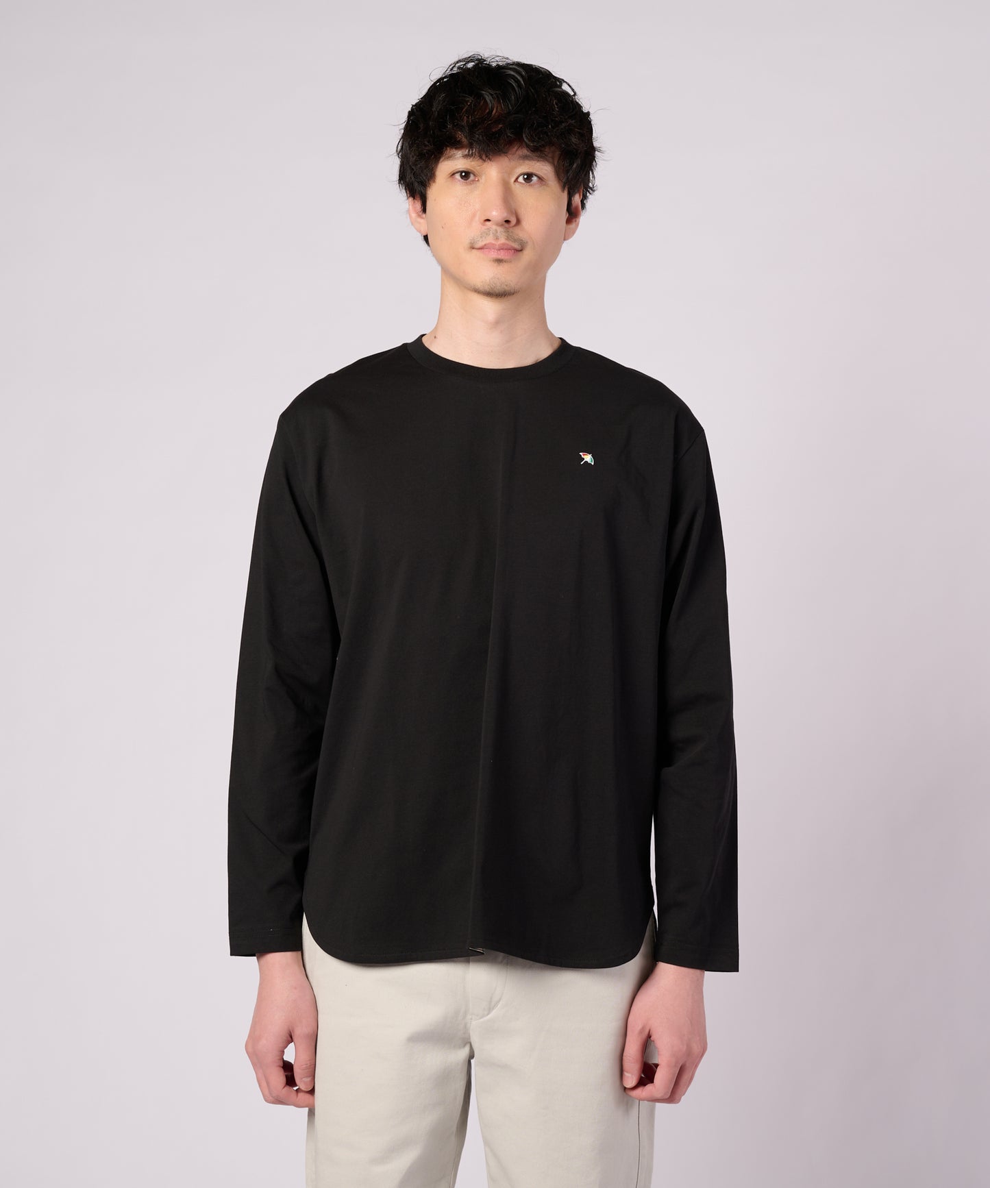 シェア ラウンドヘム ロングスリーブTシャツ