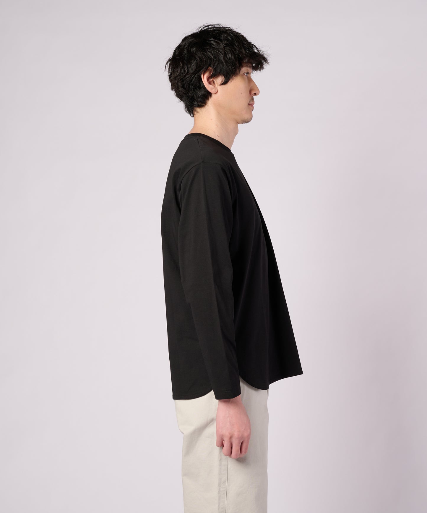 シェア ラウンドヘム ロングスリーブTシャツ