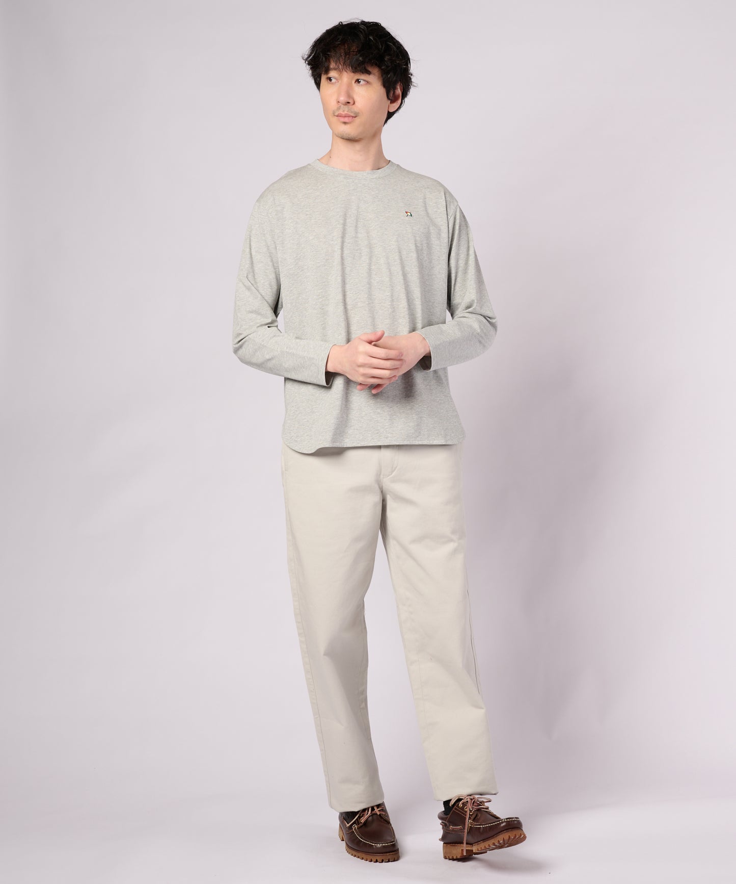 シェア ラウンドヘム ロングスリーブTシャツ