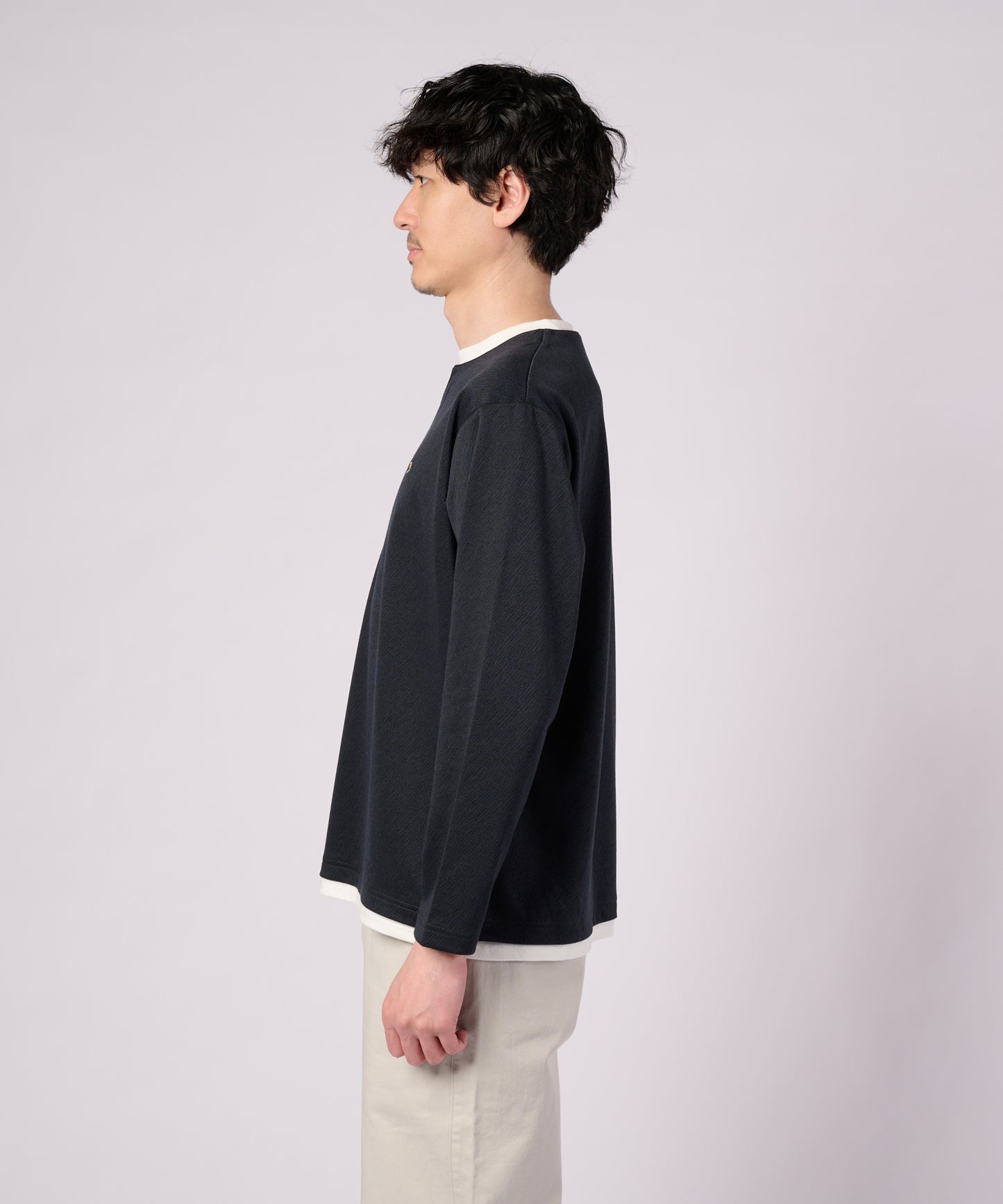 ジャガードダンボール フェイクレイヤード キーネックプルオーバー