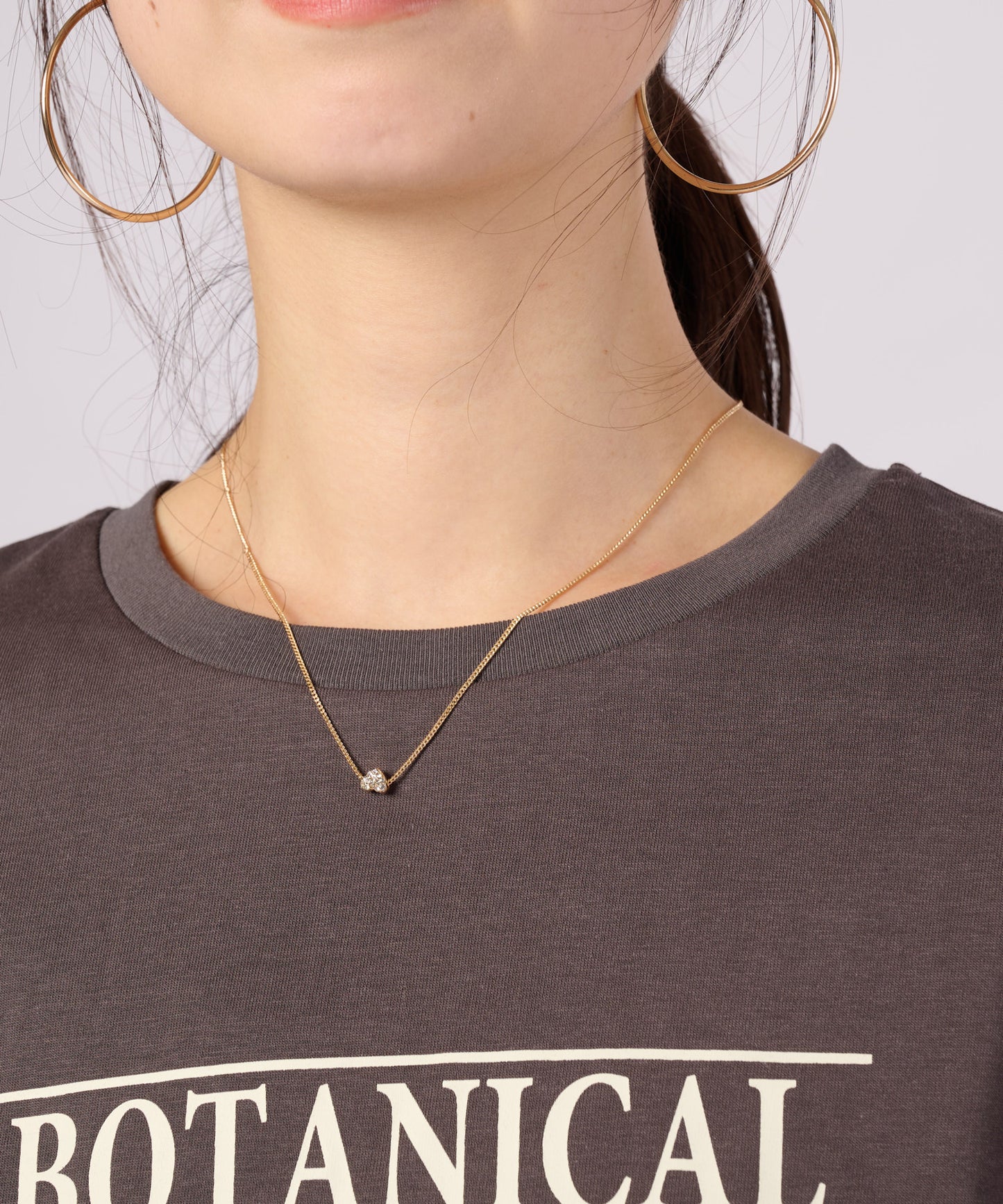 【ポイントUP対象】ロゴグラフィック ロングスリーブTシャツ