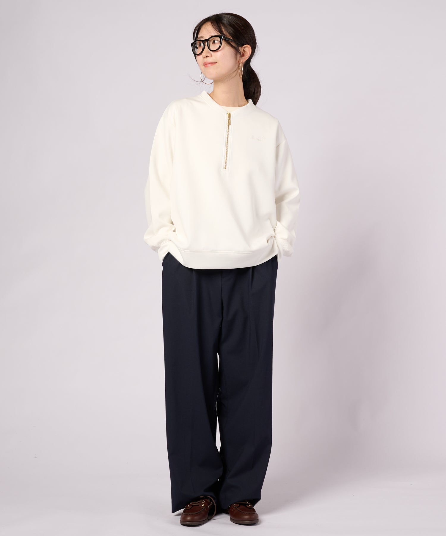 【極美品】ディセンバーメイゴルフ　ダンボールニット素材　トレーナーハーフパンツ クッションダンボール ハーフジッププルオーバー（スウェット