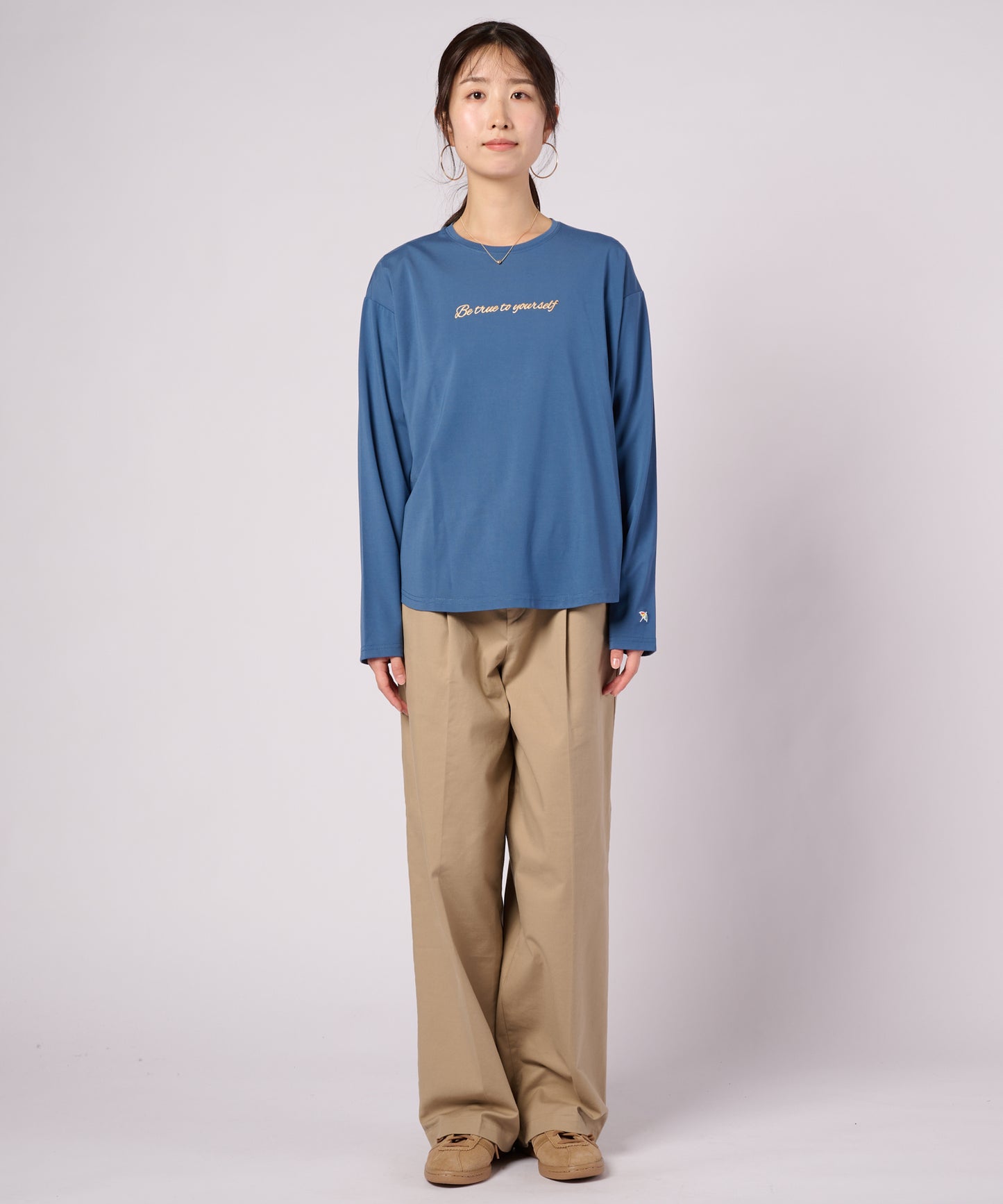 発泡ロゴ ロングスリーブTシャツ